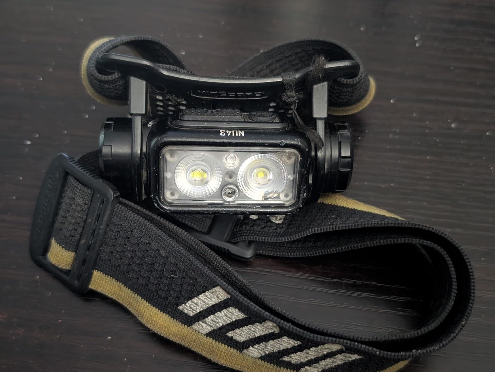 Nitecore NU43 Rechargeable Headlamp, 1400 lumens USB-C Bright Lightweight for Camping, Running, or Working, with Spotlight, Floodlight, Red Light customer photo 1