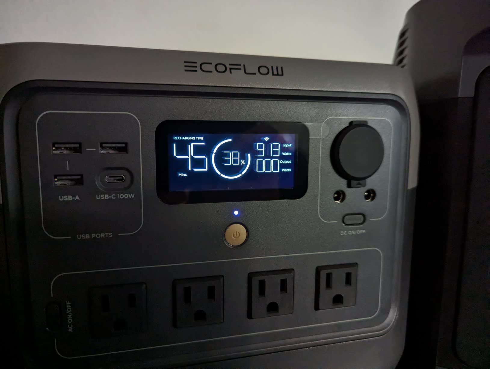 EF ECOFLOW Portable Power Station RIVER 2 Pro, 768Wh 800W | 70 Min Fast Charging, LiFePO4 Battery, 4 AC Outlets, X-Boost 1600W Solar Generator for Outdoor Camping (Solar Panel Optional) customer photo 2