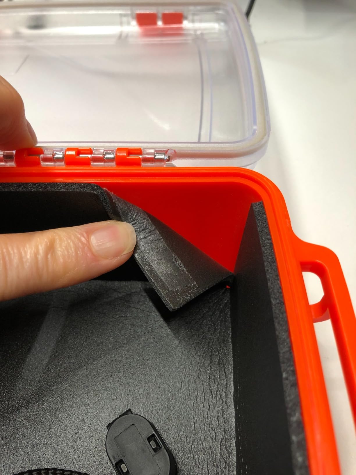 Dry Box for Boat Floating Waterproof Containers for Kayaking & Boating - Crushproof Waterproof Storage Case for Phones Drybox with Rope & Steel Hinges customer photo 1