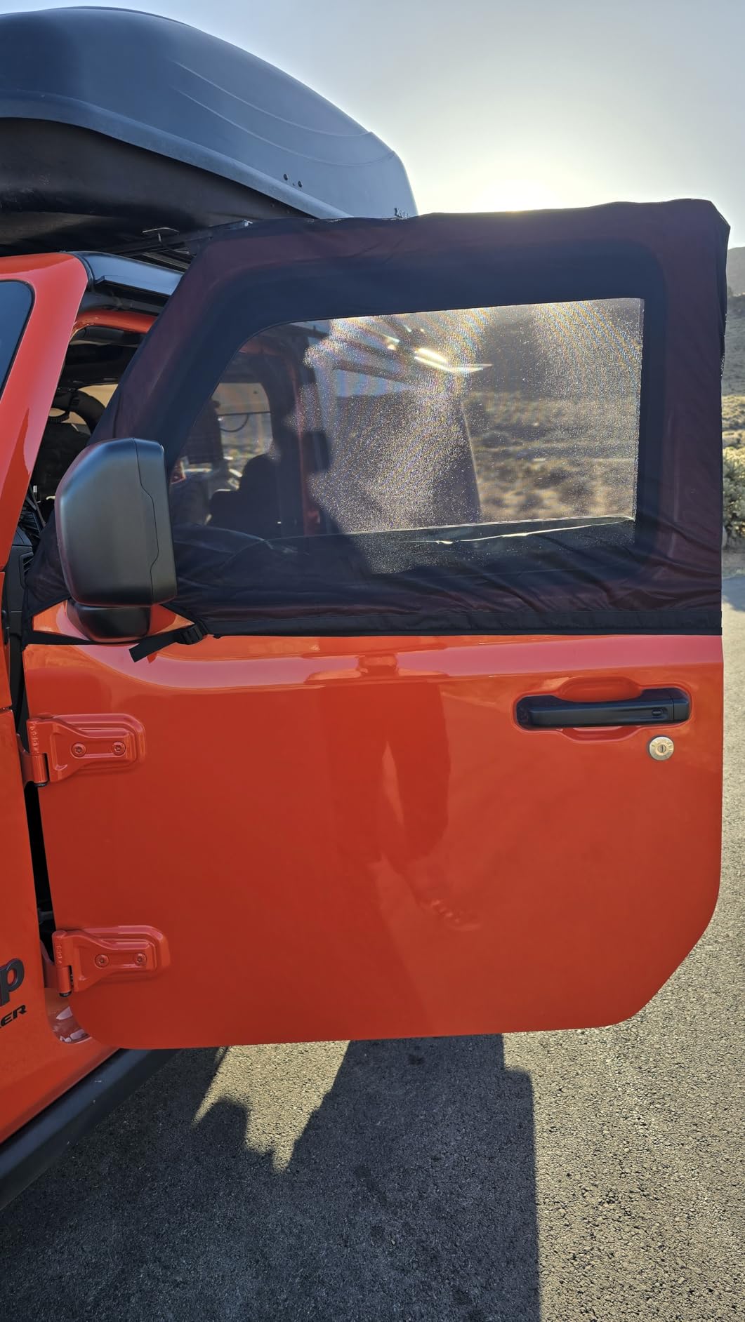 JOYTUTUS Rear Wrangler Side Window Sun Shade Camping Window Insect Screen Compatible with 2007-2026 Wrangler JK JL 4 Doors Gladiator JT, Car Window Covers for Privacy Blackout 2 Pcs customer photo 1