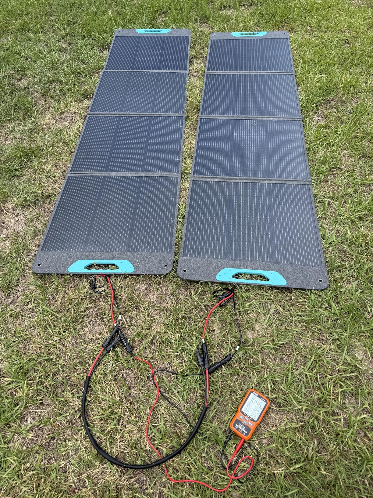 Renogy 200W Portable Solar Panel, IP65 Waterproof Foldable Solar Panel Power Backup, Solar Charger for Power Station RV Camping Off Grid customer photo 2