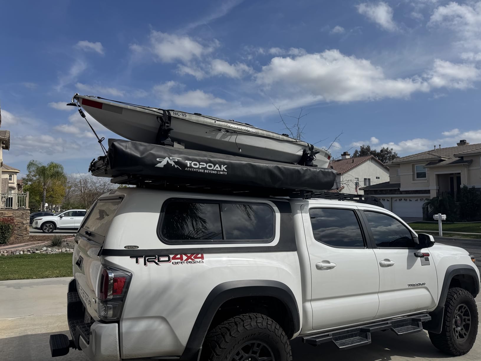 BougeRV Kayak Roof Rack Saddles, Crab Roof Mounting Kit Fits Most Car SUV Truck Cross Bars, Carrier Kayak Paddle Board Surfboard with Tie Down Straps Ratchet Strap,150LBS Load Capacity(2 Pairs) customer photo 2
