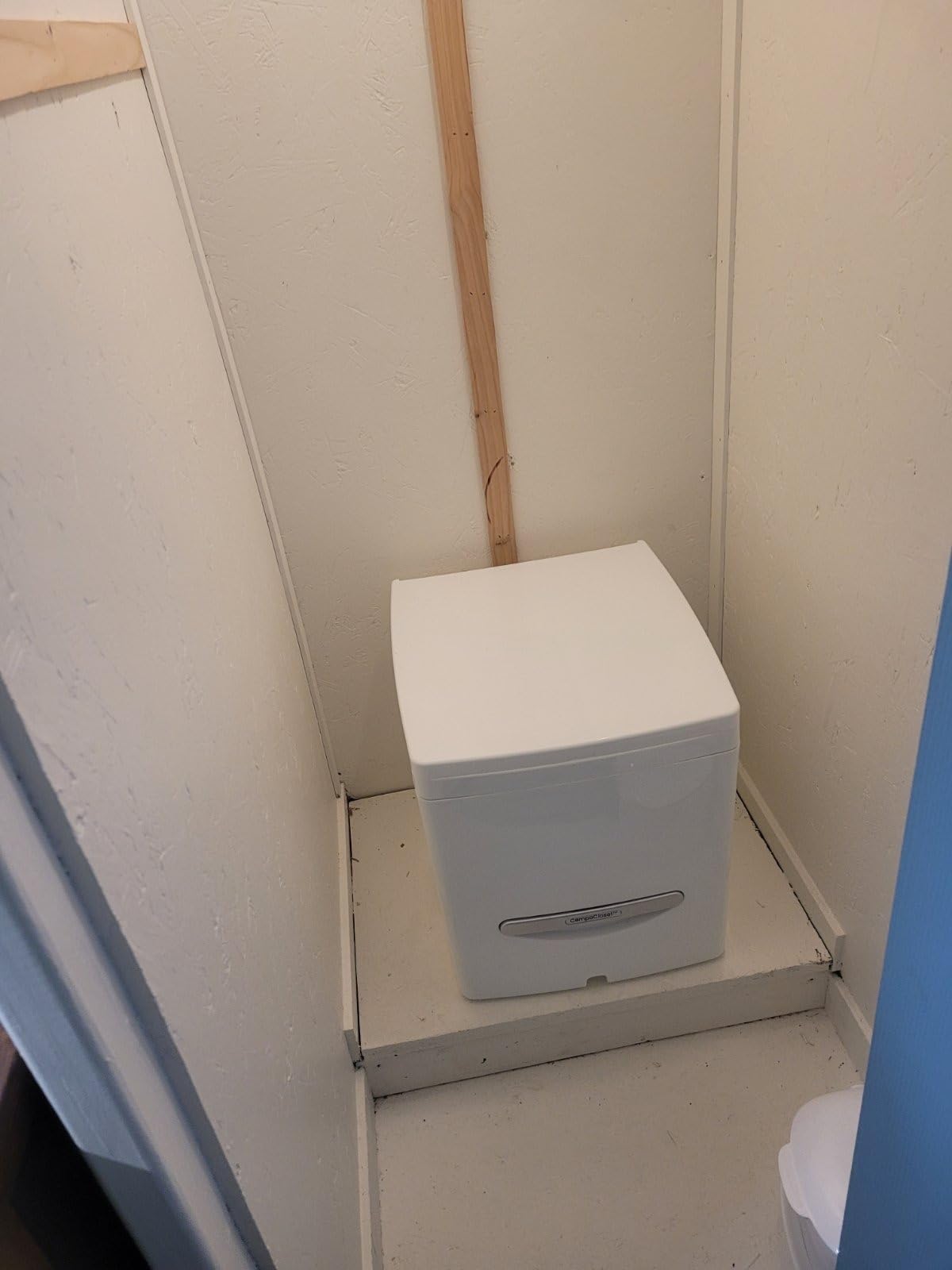 Cuddy Lite Portable Compost Toilet - for Camping, RVs, Campervans, Boats & Tiny Houses customer photo 1