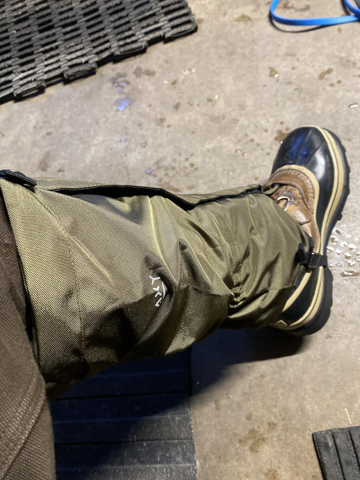 Frelaxy Leg Gaiters Ultra HIGH-Performance Hunting Gaiters Hiking Gaiters | 100% Waterproof with Upgraded Rubber Foot Strap, Adjustable Snow Boot Gaiters customer photo 2