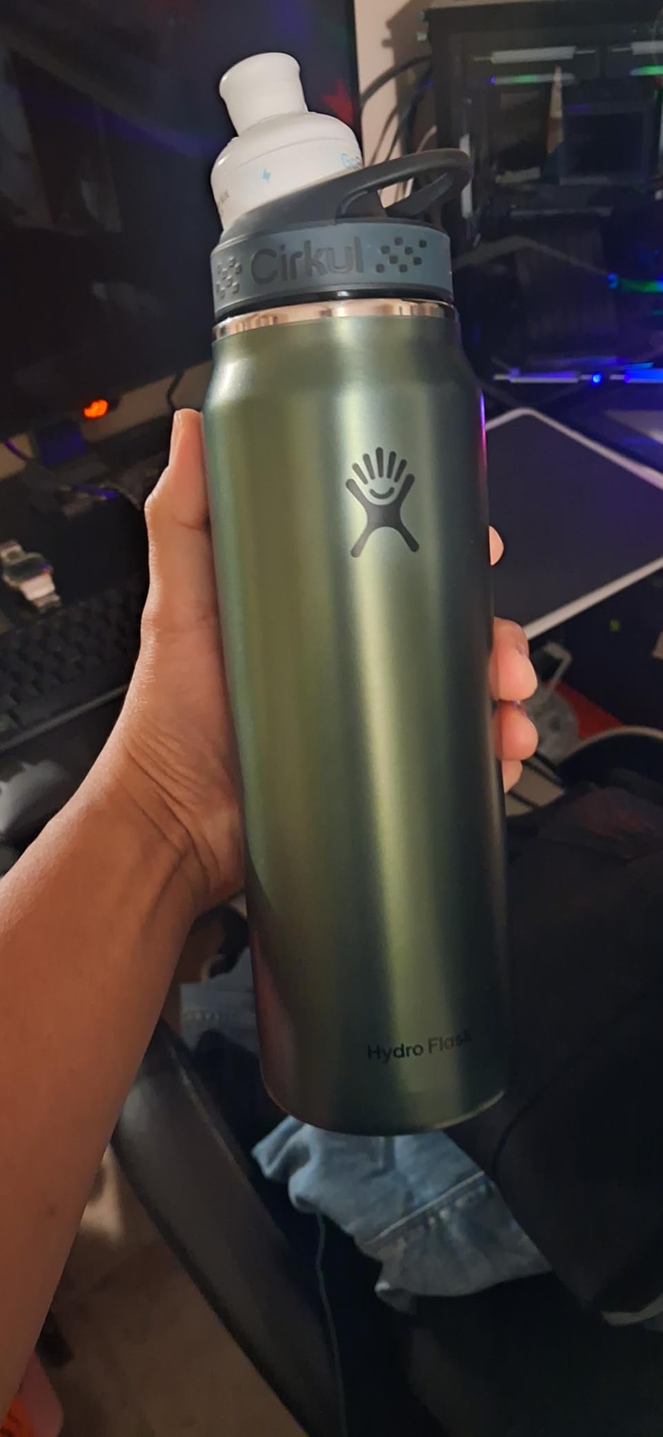 Hydro Flask 40 Oz Lightweight Trail Series Wide Flex Cap Serpentine - Hiking Water Bottle, Vacuum Insulated Stainless Steel, Designed for Backpacking and Trail Use customer photo 1