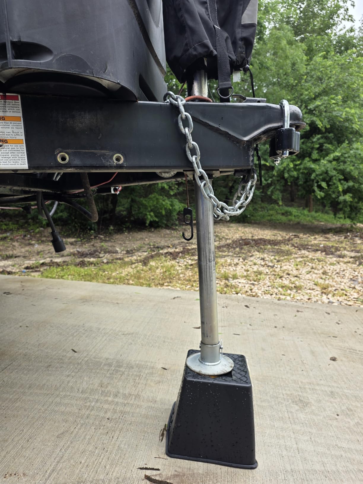 VEVOR Trailer Jack Block, 6000 lbs Capacity per RV Leveling Block, Polypropylene RV Camper Stabilizer Blocks, 4-Pack customer photo 2