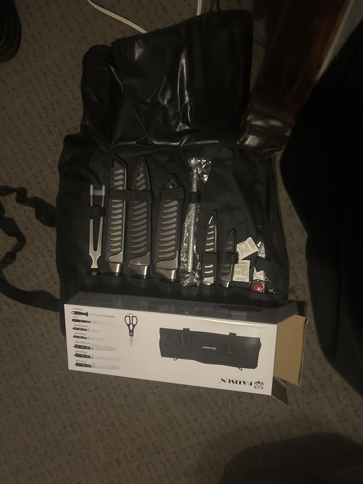 Knife Set Roll Bag, 8 Pieces German High Carbon Stainless Steel Chef Knives with Hollow Handle, Portable Knife Roll Storage Bag, Blade Guards, Kitchen Shears for Outdoor Camping Travel customer photo 1