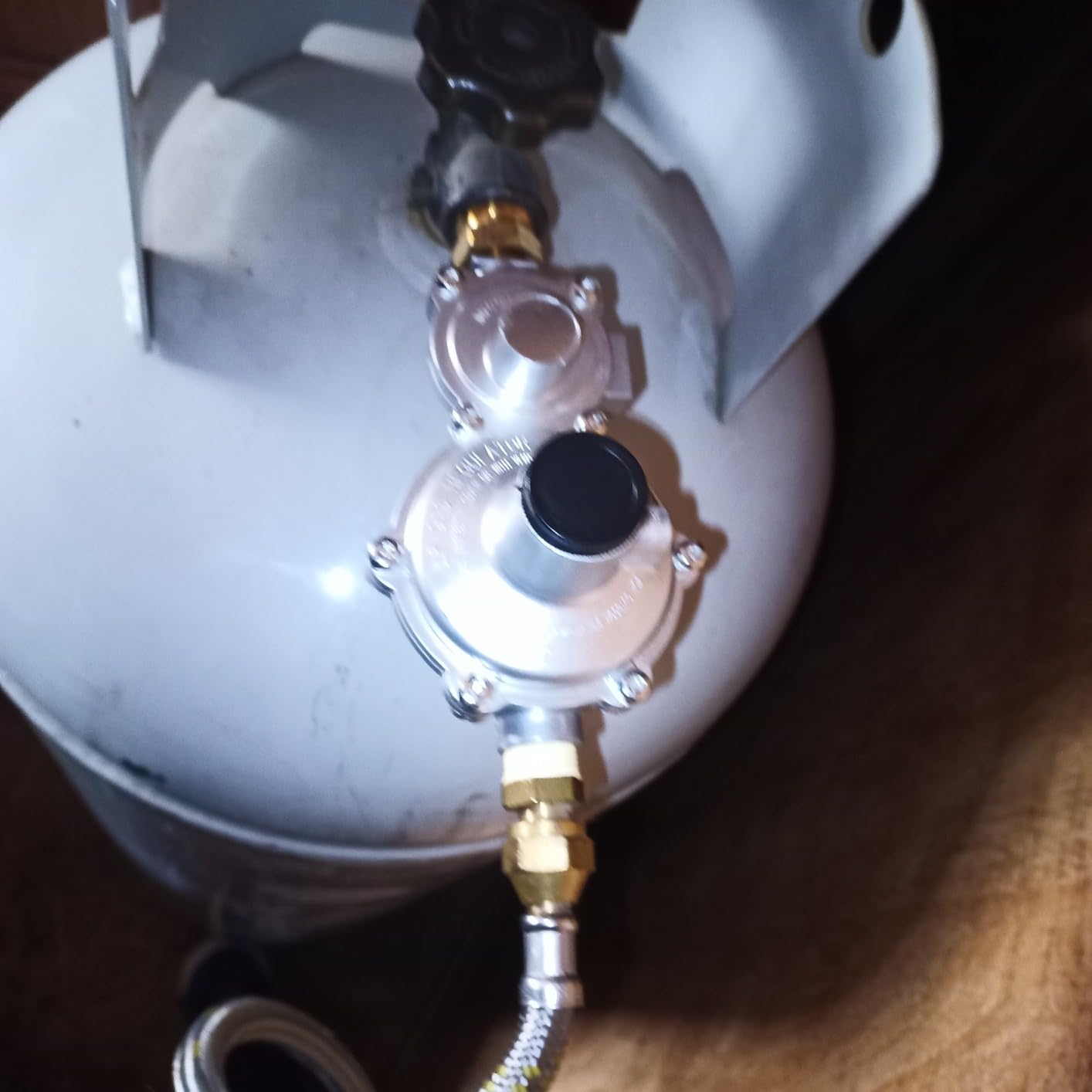2 Stage Propane Regulator with POL | Propane Tank Regulator for RV, Vans, Trailers, Campers, 100lb tank, ASME Tank, Generators customer photo 1