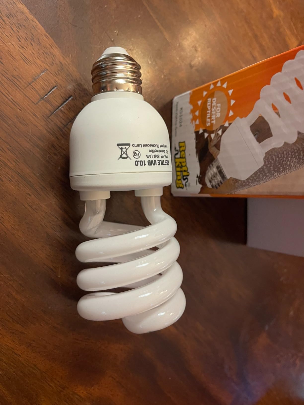 UVB Reptile Light, 2-Pack 10.0 24W UVB Bulbs, UVA UVB Reptile Light Bulb Lamp for Bearded Dragon, Tortoise, UV Bulbs for Desert Reptiles Tank Accessories customer photo 2