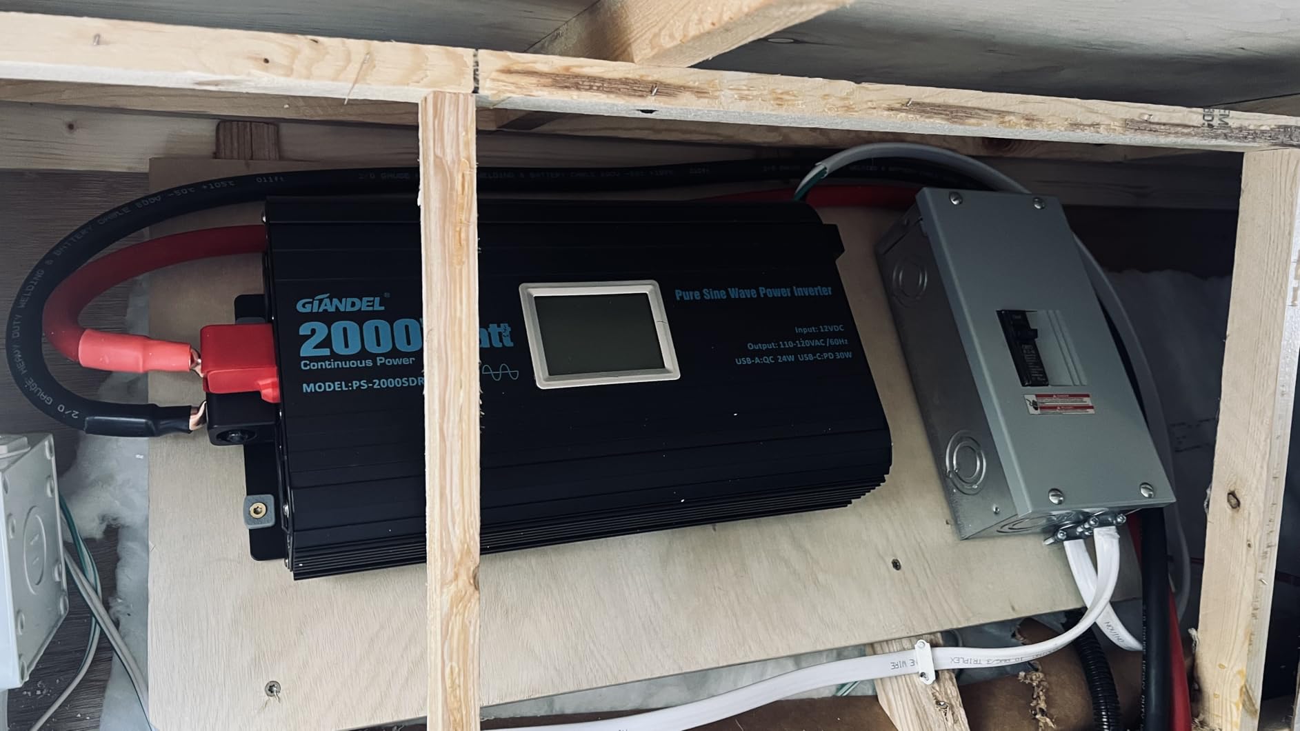 2000 Watt Pure Sine Wave Power Inverter 2000W 12V DC to 120 V AC Lithium Battery Compatible for RVs Off Grid Solar Boat Camper Starlinks System with 20Amps Hardwire Block and USB-C PD30W by GIANDEL customer photo 1