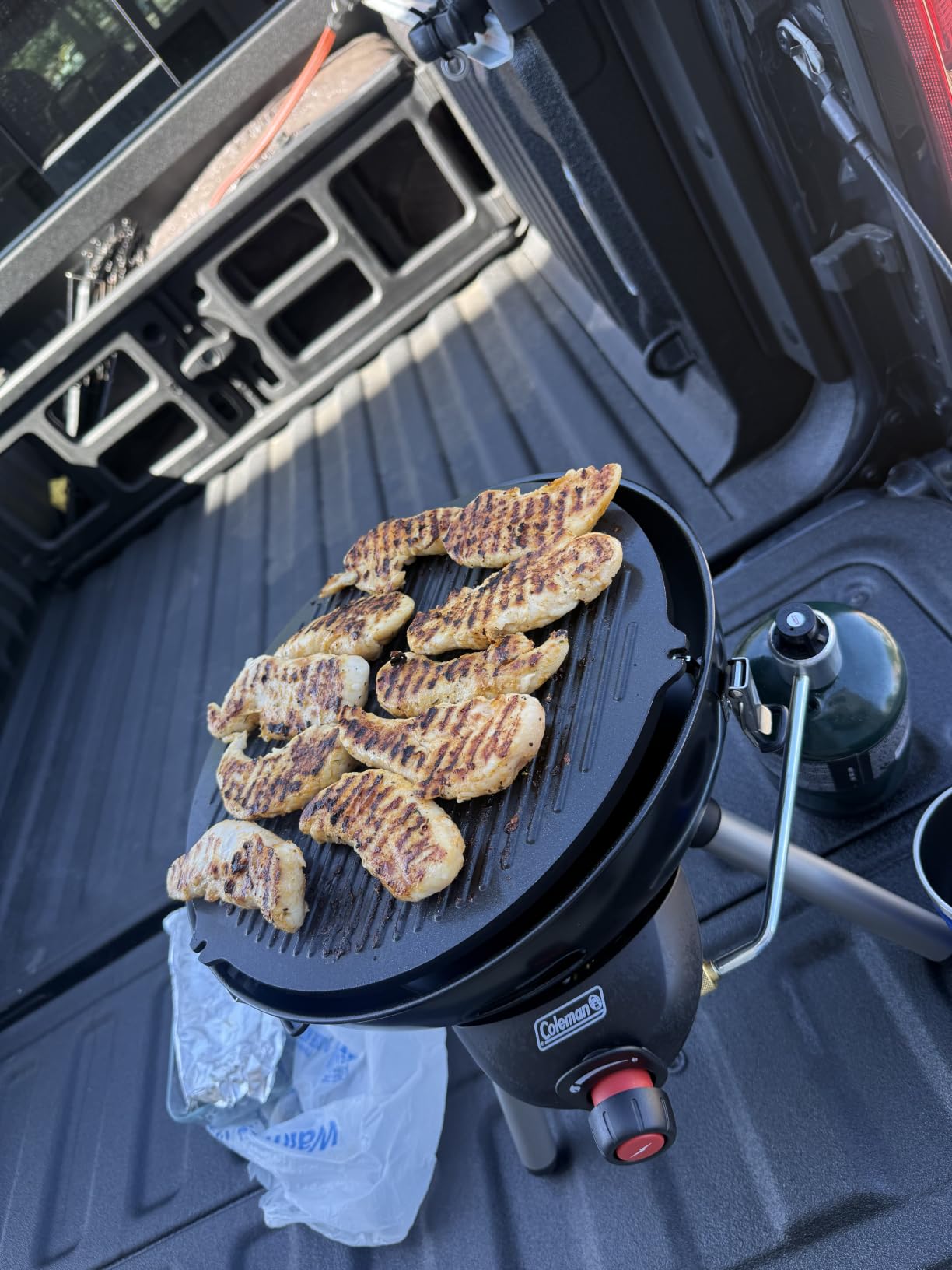 Coleman 4-in-1 Portable Propane Grill with 4 Cooking Attachments, Grill/Stove/Griddle/Wok with 7000 BTUs of Power for Grilling, Tailgating, Camping, BBQ, & More customer photo 1