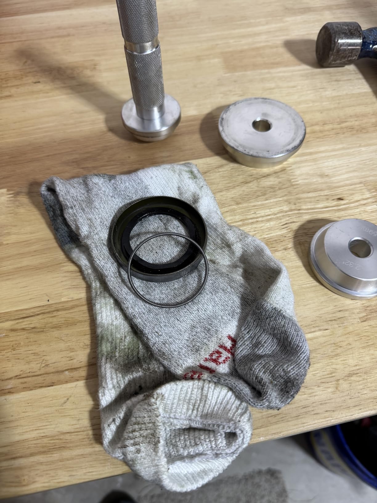 2 Sets 3500lb Trailer Bearing Kit L68149 L44649 Trailer Axle Kit, Boat Trailer Bearing Kit 171255TB Seal Fits for 1-3/8