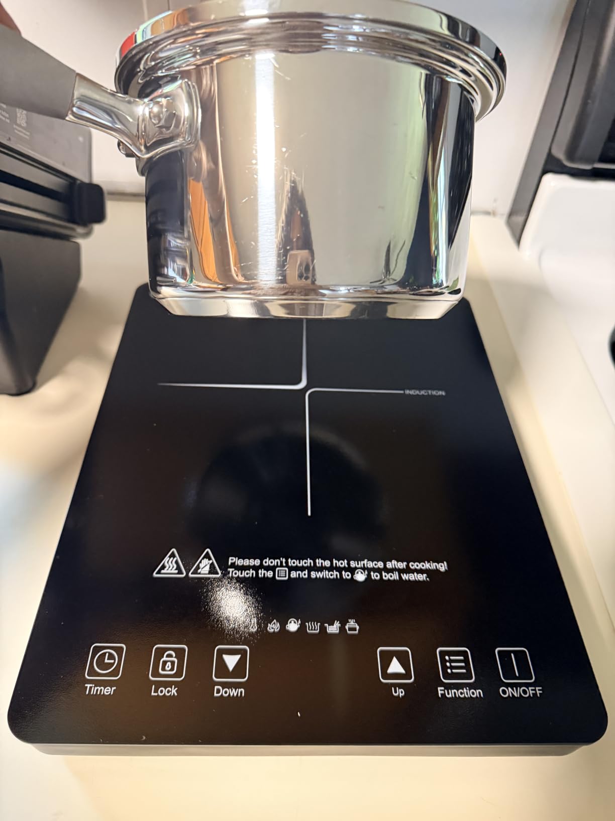 AMZCHEF Portable Induction Cooktop, 20 Temperature & Power Levels, 1800W | 20 power levels 90W-1800W; 20 temp 120-465F; 4 preset menu; 47.2