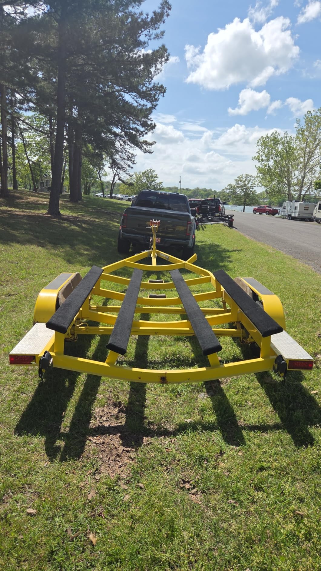 Boat Trailer Bunk Carpet 25oz Extra Thick, 100ft x 12in Marine Trailer Bunk Carpets, Boat Carpet Waterproof, 5/16 Inch customer photo 1