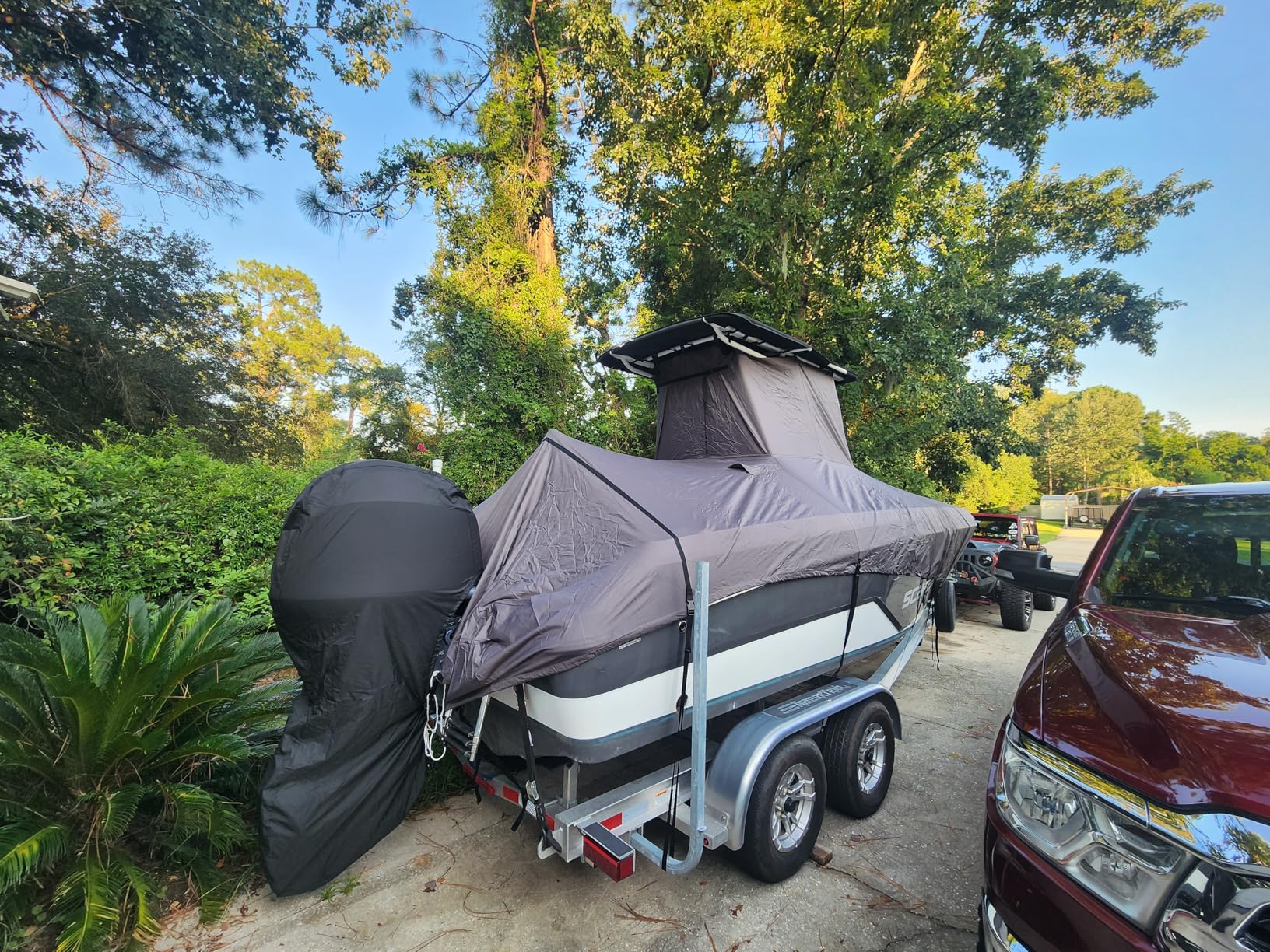 Full Outboard Motor Cover, 800D Waterproof UV, Fits 100-150HP, Gray | 800D heavy duty waterproof cover, trailerable with straps, UV resistant customer photo 2