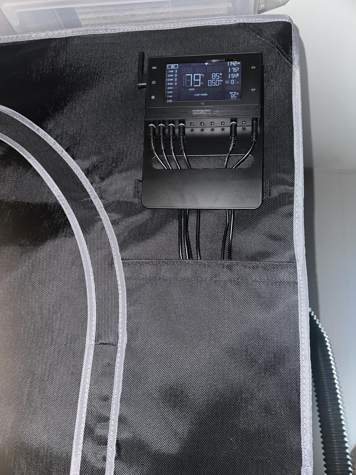 AC Infinity Controller AI+ Environmental Controller, Dynamic AI Controls | For Grow Devices, Insights Alerts Data Analysis w/ WiFi App, Programmable Dual-Zone VPD Temperature Humidity Automations customer photo 1