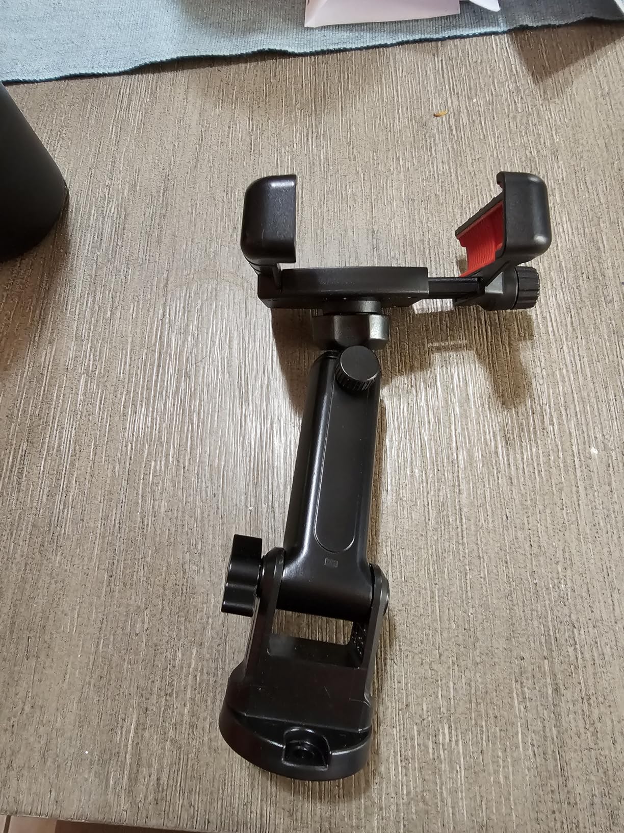 Hikeen Kayak Phone Holder, 360° Adjustable Phone Holder with Long Arm, Kayak Fishing Accessories, Kayak Phone Mount Compatible with Smartphone from 4''-7''（1Pack） customer photo 2