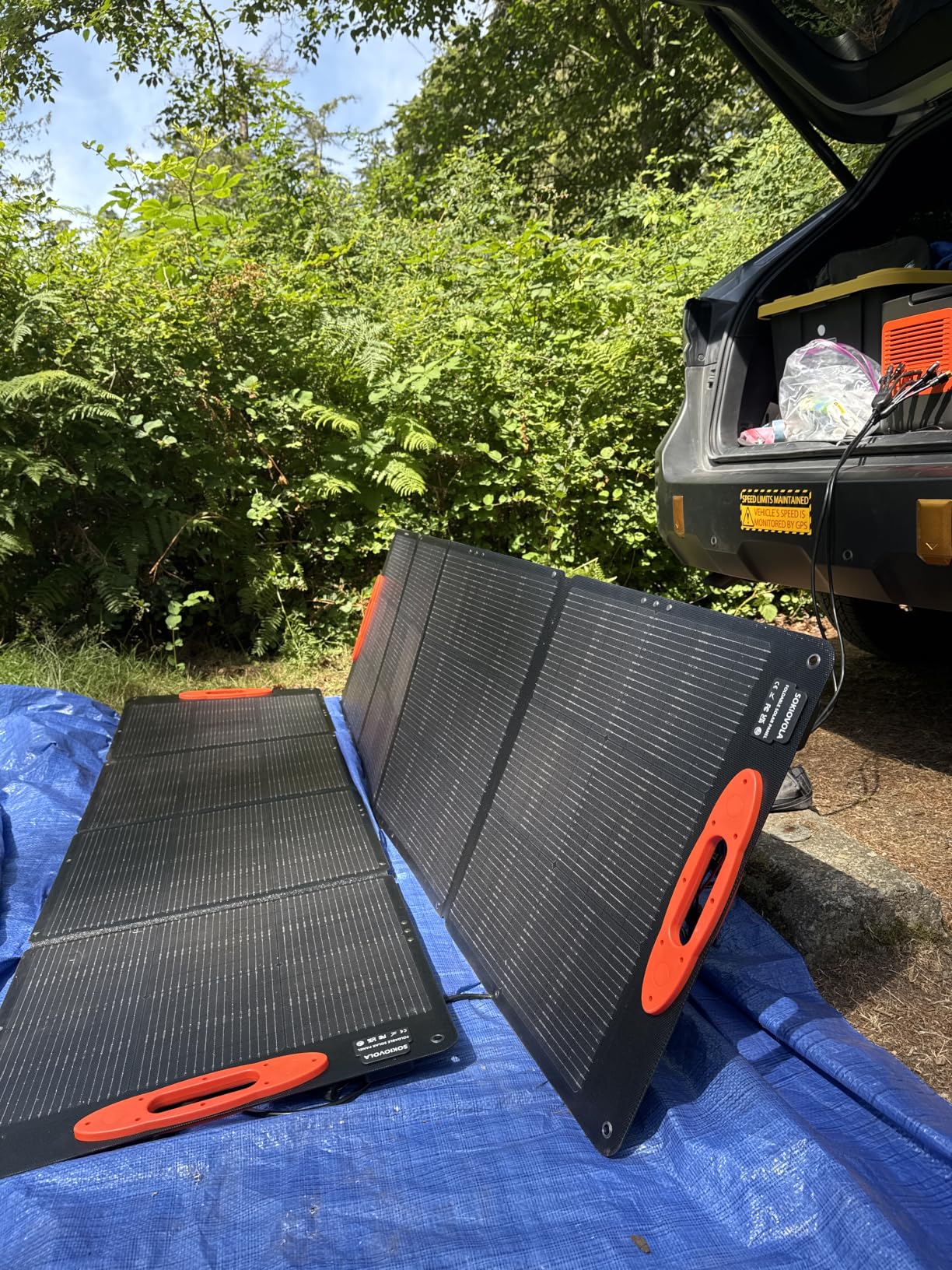 SOKIOVOLA N-Type 16BB 200W Portable Solar Panel for EF/Jackery/Bluetti/Anker Power Station Foldable Solar Panel 25% High Efficiency IP68 Waterproof for Outdoor Trip RV Camping Blackout Off Grid customer photo 1