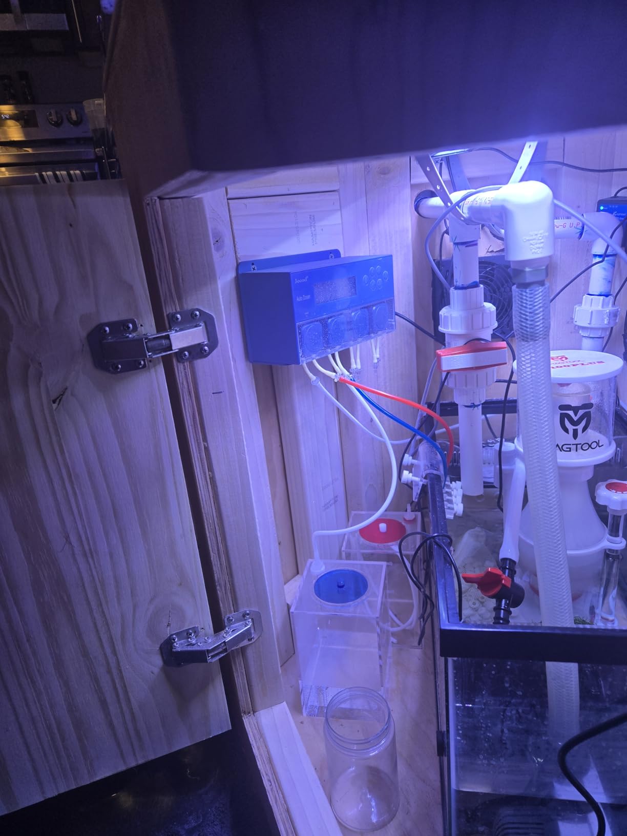 Jecod Jebao Doser 5.4 Bluetooth 4-Channel Auto Dosing Pump | Saltwater Reef Aquarium customer photo 1