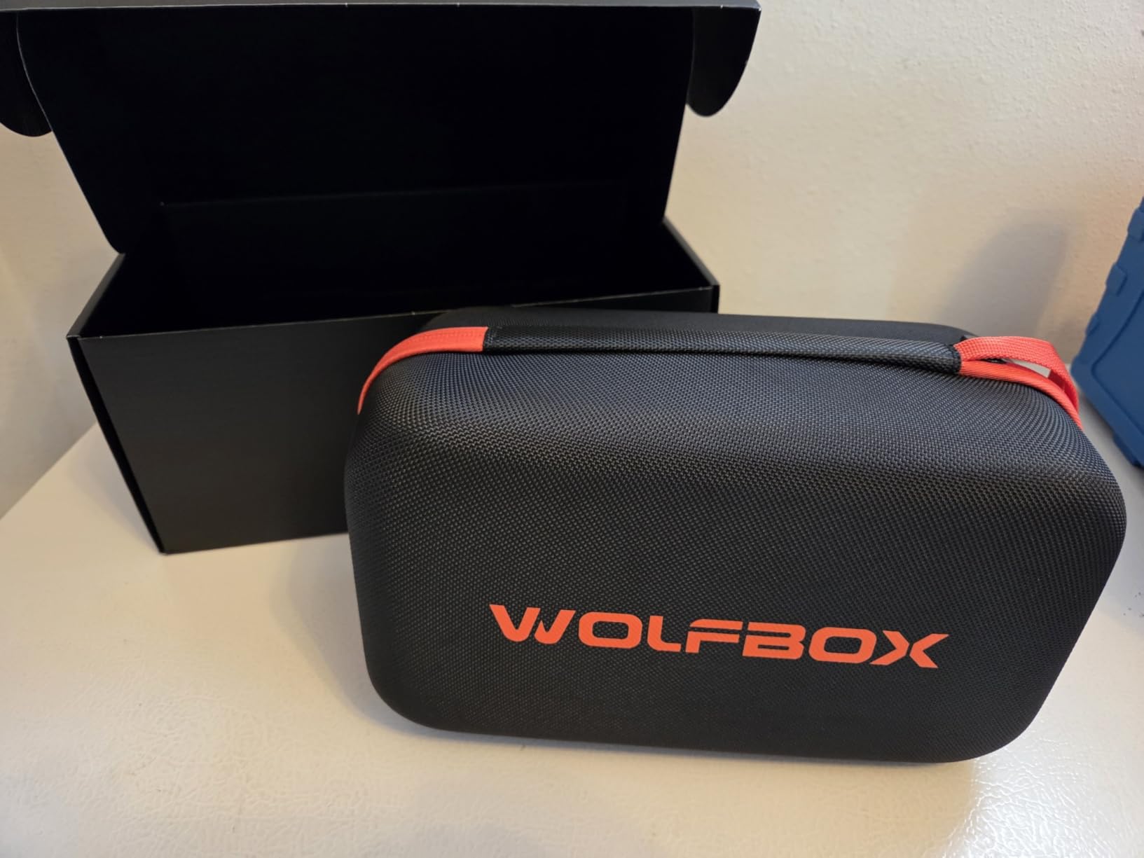 WOLFBOX MV24A 4000A Jump Starter with 160PSI Air Compressor, 12V Car Battery Booster, 88.8Wh Portable Jump Box (10L Gas/10L Diesel) with 65W Fast Charging, Tire Inflator, Jumper Cables, LED Light customer photo 2