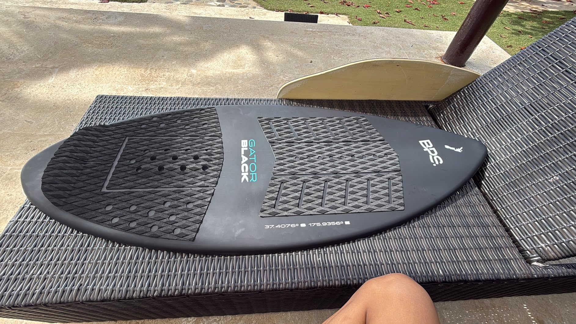 BPS New Zealand 'Gator Black' Fiberglass Skimboard with Padded Carry Bag Made from Recycled Plastics Performance Skimboard with Custom Traction Pads for Kids Adults Choose from 3 Sizes customer photo 1
