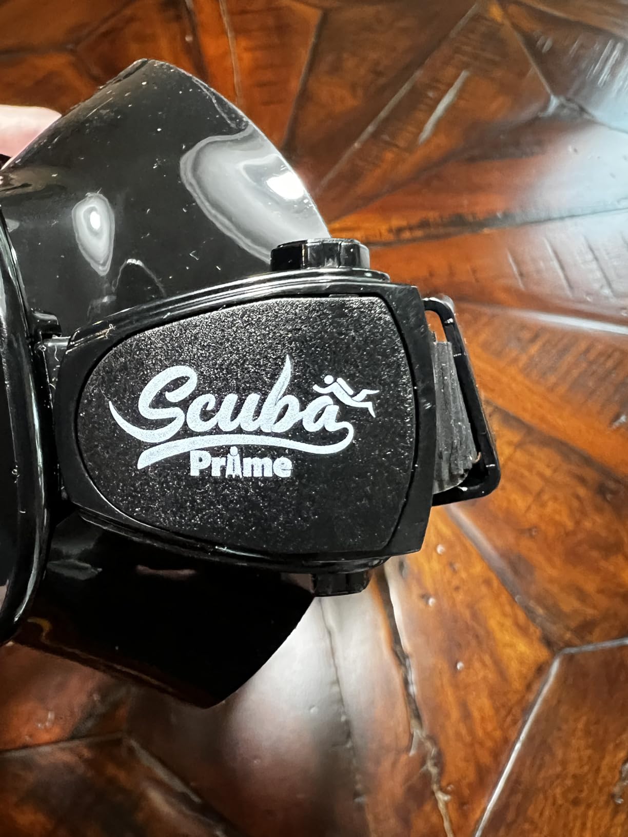 Pano 3 Scuba Diving Mask, Tempered Glass Snorkel Mask Three-Window Scuba Mask No-Leak Dive Mask Silicone Skirt Diving Mask for Snorkeling and Scuba Use customer photo 1