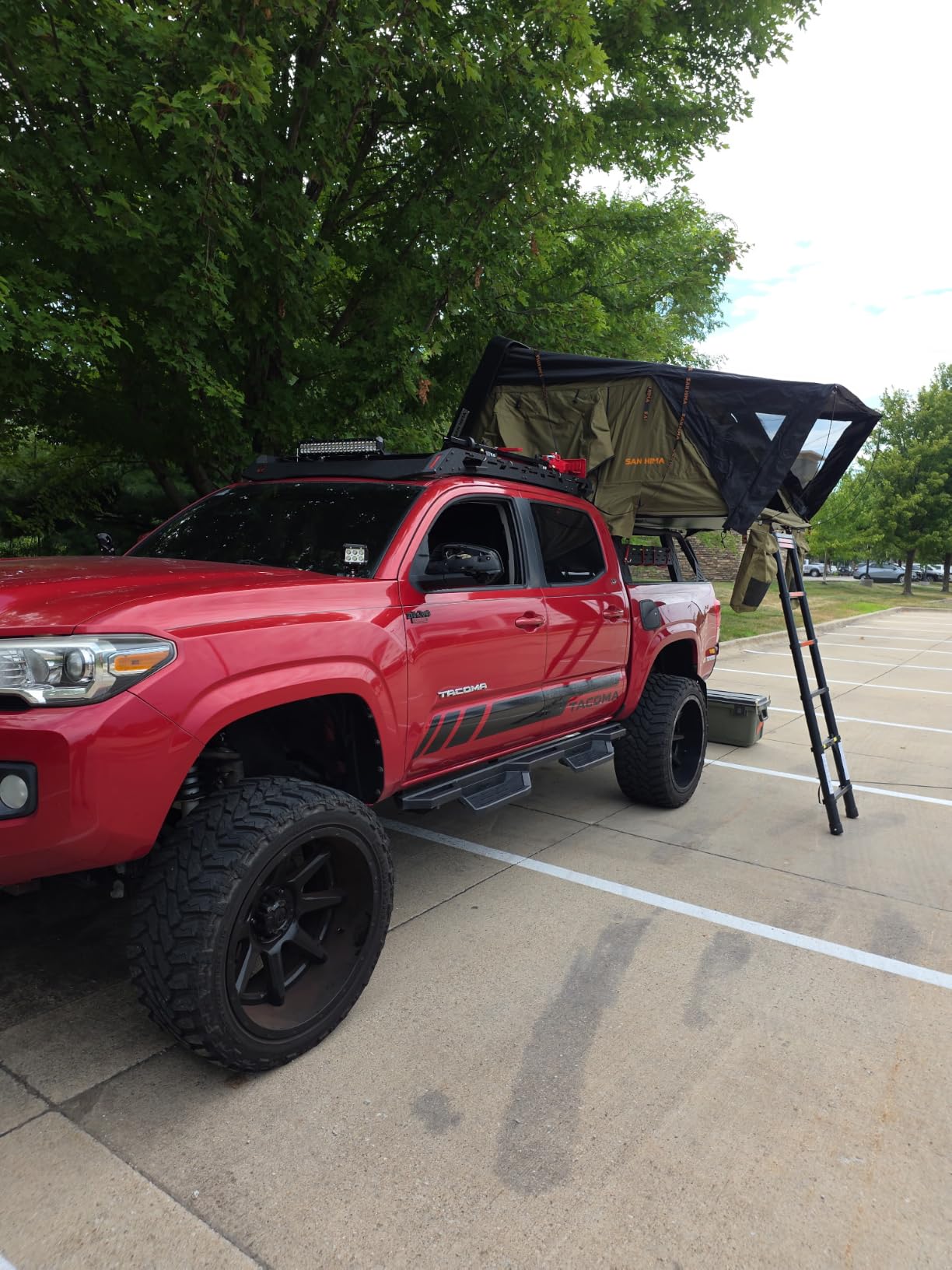 Sanhima Rooftop Tent Hard Shell - Jervis Overland Aluminium ABS Roof Top Tent w/Stargaze Window & LED Strip Light for Car SUV Truck Camping, 2-3 People customer photo 1