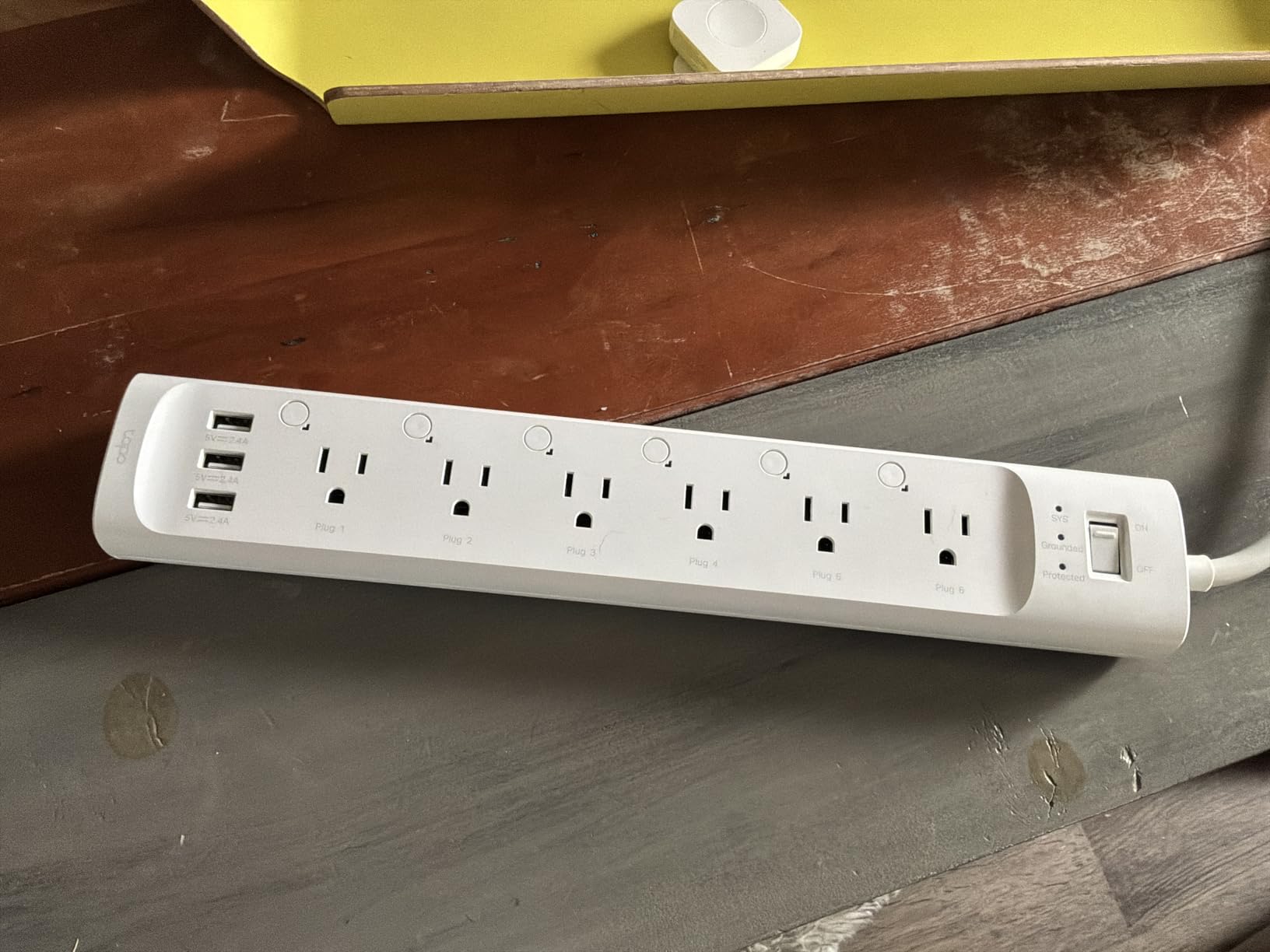 Tapo Smart Wi-Fi Power Strip - Matter Compatible, Energy Monitoring, Surge Protection, 6 Individually Controlled Outlets & 3 USB Ports, Works with Alexa, Google Assistant, Siri & Bixby - Tapo P316M customer photo 1