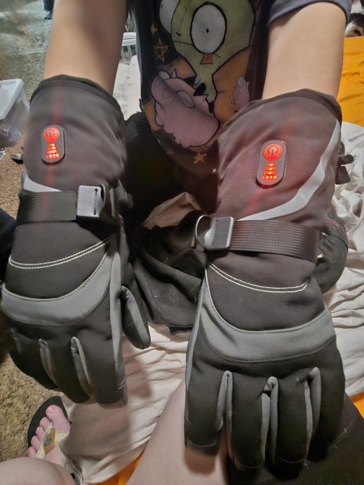 Heated Gloves for Men Women, Rechargeable Electric Gloves with Battery (3000mAh x 2) 15s FlashHeat Technology, Waterproof Touchscreen for Winter Ski Hunting Driving Camping customer photo 1