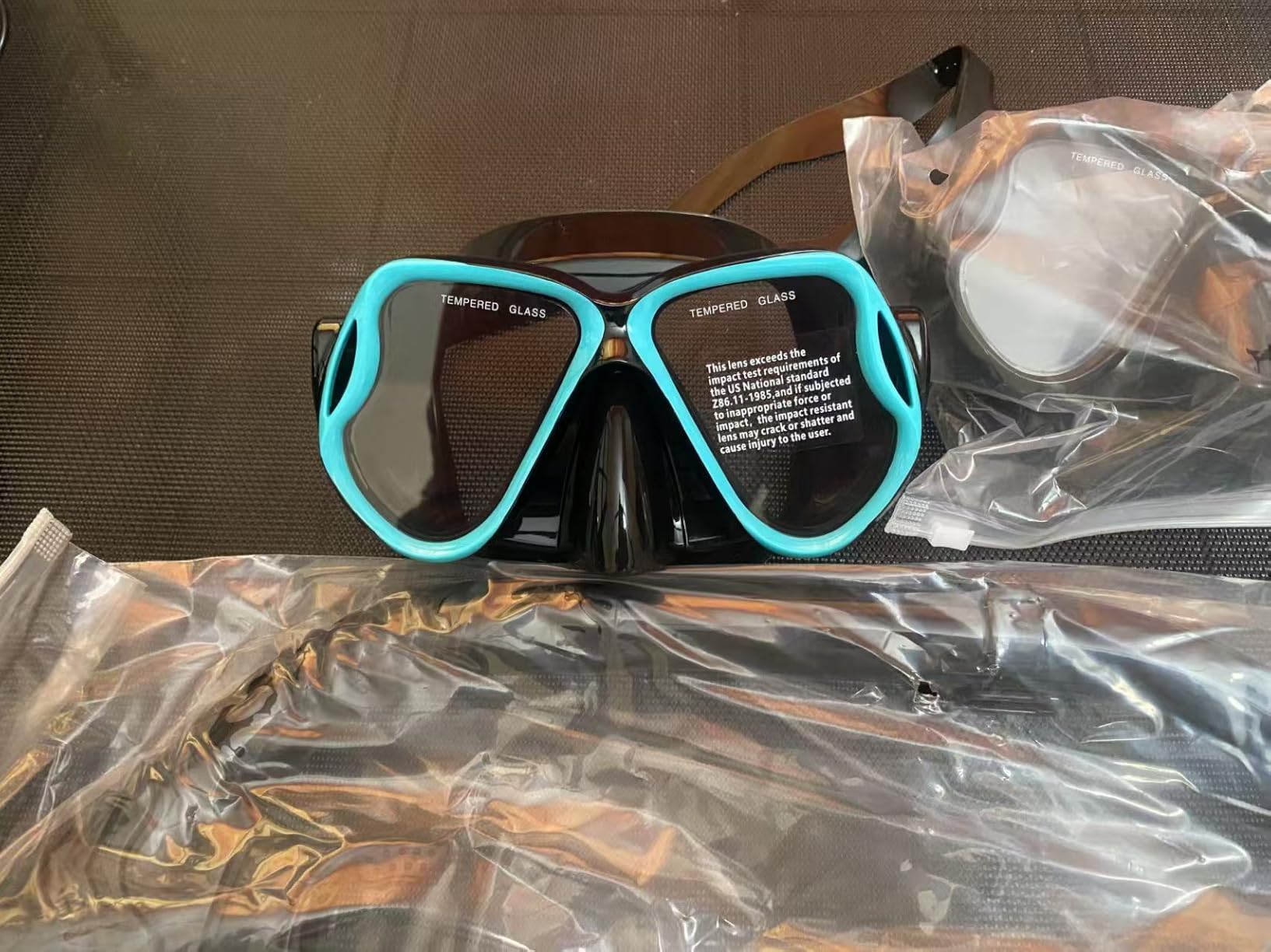 Snorkeling Gear for Adults, Dry-Top Snorkel Set Scuba Diving Mask, 180° Panoramic Wide View Professional Snorkeling Gear, Adult Swimming Goggles with Nose Cover, Breathing Freely Snorkel Mask customer photo 1