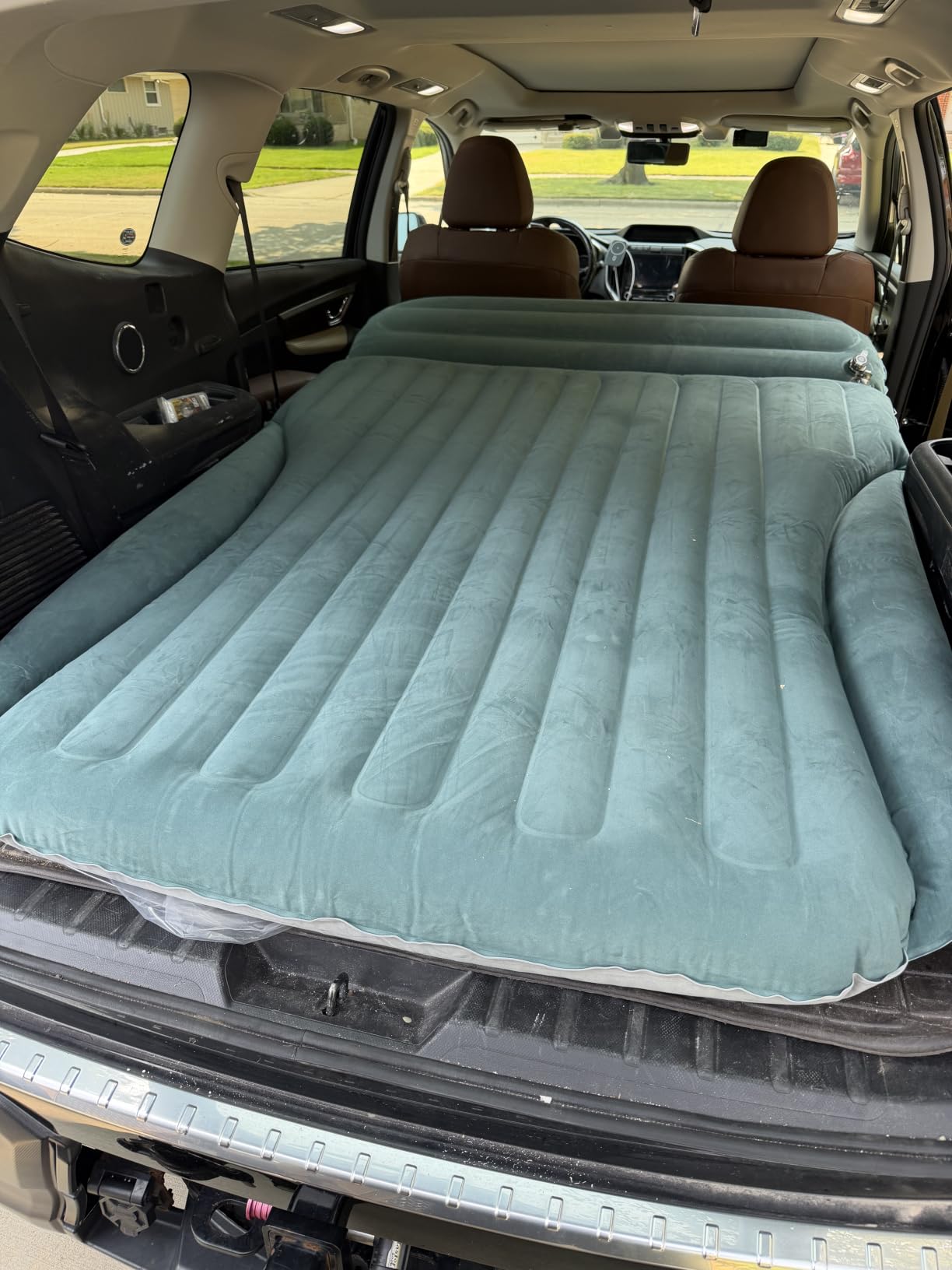 Ciremiv SUV Air Mattress with Pump, Double Side Flocked Car Bed | Complete Sleeping Kit Accessories, Ideal for Auto Camping, Outdoor Tent Use and Long-Distance Road Trips (Blue Black) customer photo 1