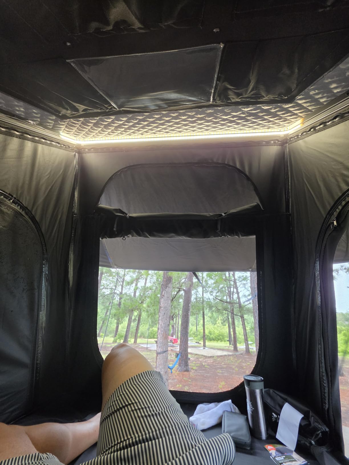 Rooftop Tent Hard Shell with Winter Thermal Layer, Roof top Tent Hardshell Suitable for Jeep SUV Truck Van, Camping Car 2 Person customer photo 1