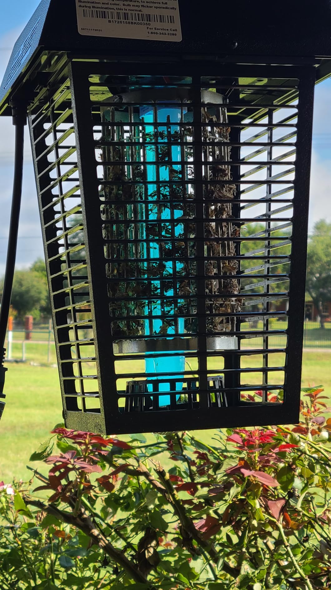 Flowtron Bug Zapper, 1 Acre of Outdoor Coverage with Powerful 40W Bulb & 5600V Instant Killing Grid, Electric Insect, Fly & Mosquito Zapper, Made in The USA customer photo 2