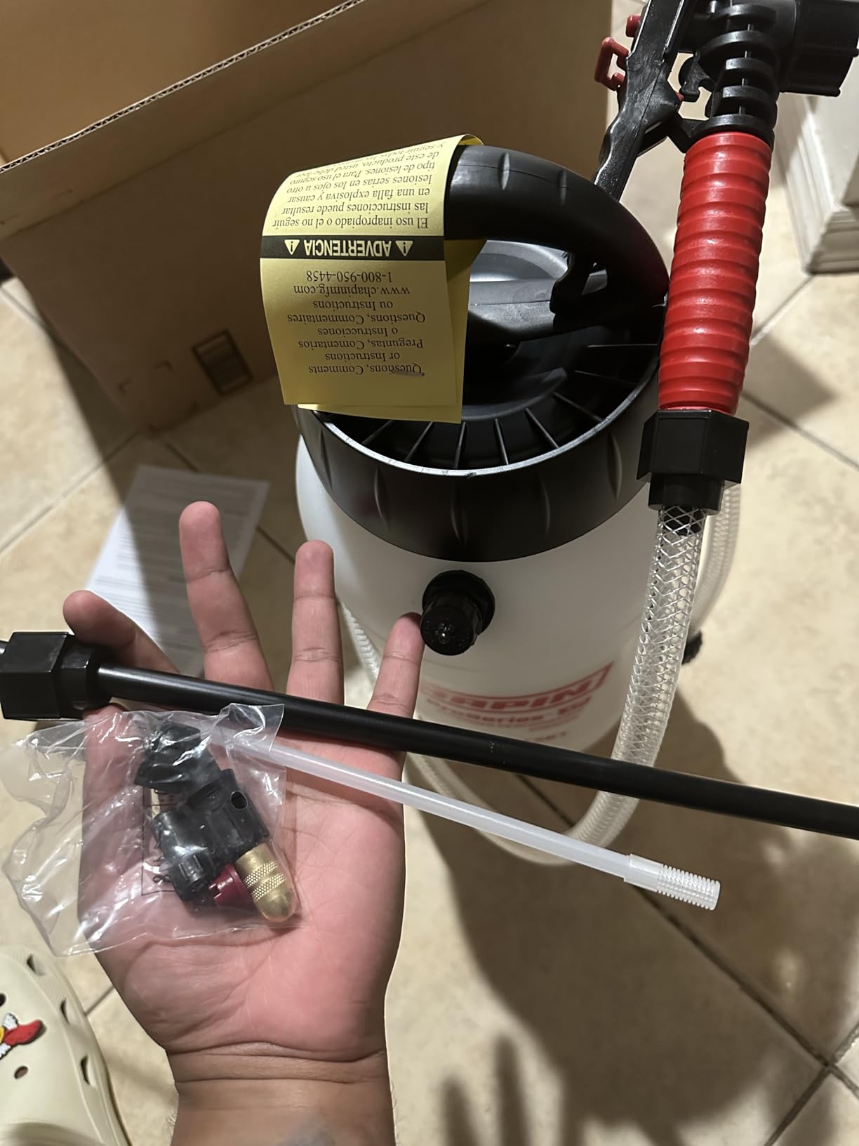 Chapin 26021XP Made in USA 2-Gallon Heavy-Duty Compression Sprayer for Professional Use, with 3 nozzles -one Brass, Pressure Relief Valve, Comfort Grip Handle, Translucent White customer photo 2