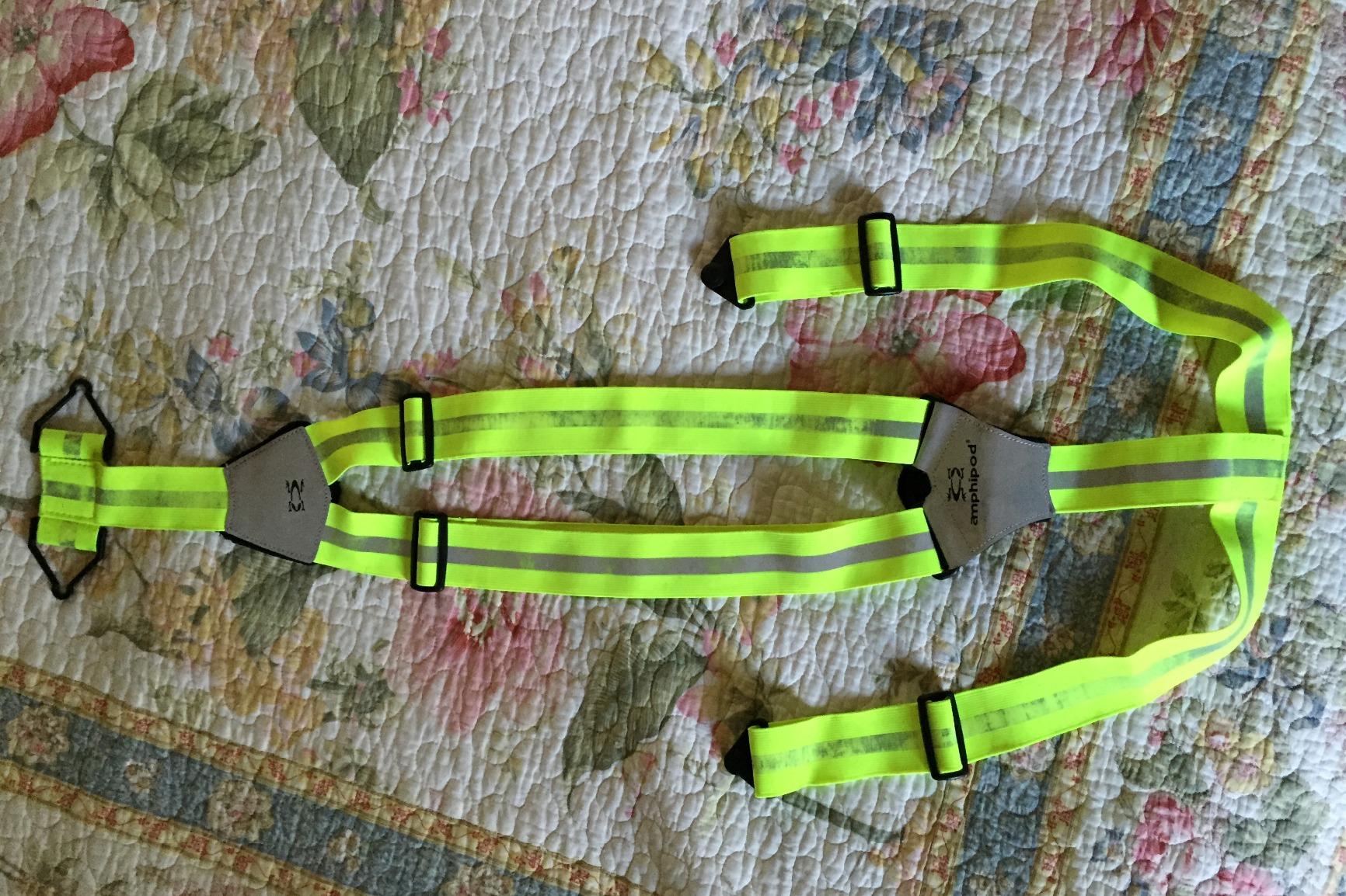 Amphipod Xinglet Vest, Outdoor High Visibility Reflective Straps Safety Vest for Road Running, Jogging & Walking customer photo 1