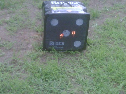 BLOCK Classic Layered Foam Archery Target, 2-Sided Shooting, Unique Open Layer Design Stops Field Points and Broadheads with Friction Not Force customer photo 1