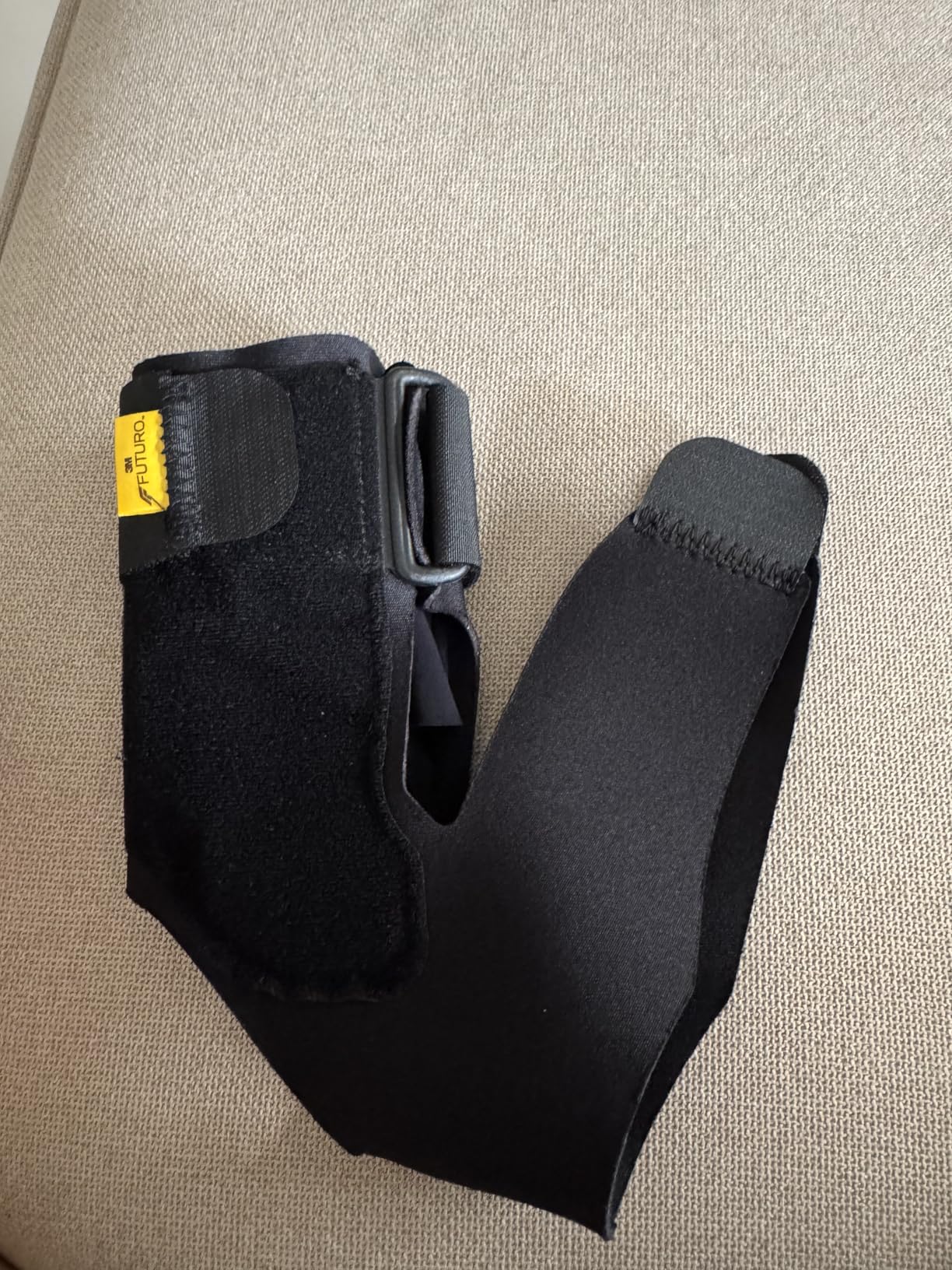 3M Futuro Sport Deluxe Black Ankle Stabilizer One Size Hook and Loop Strap for The Foot customer photo 2