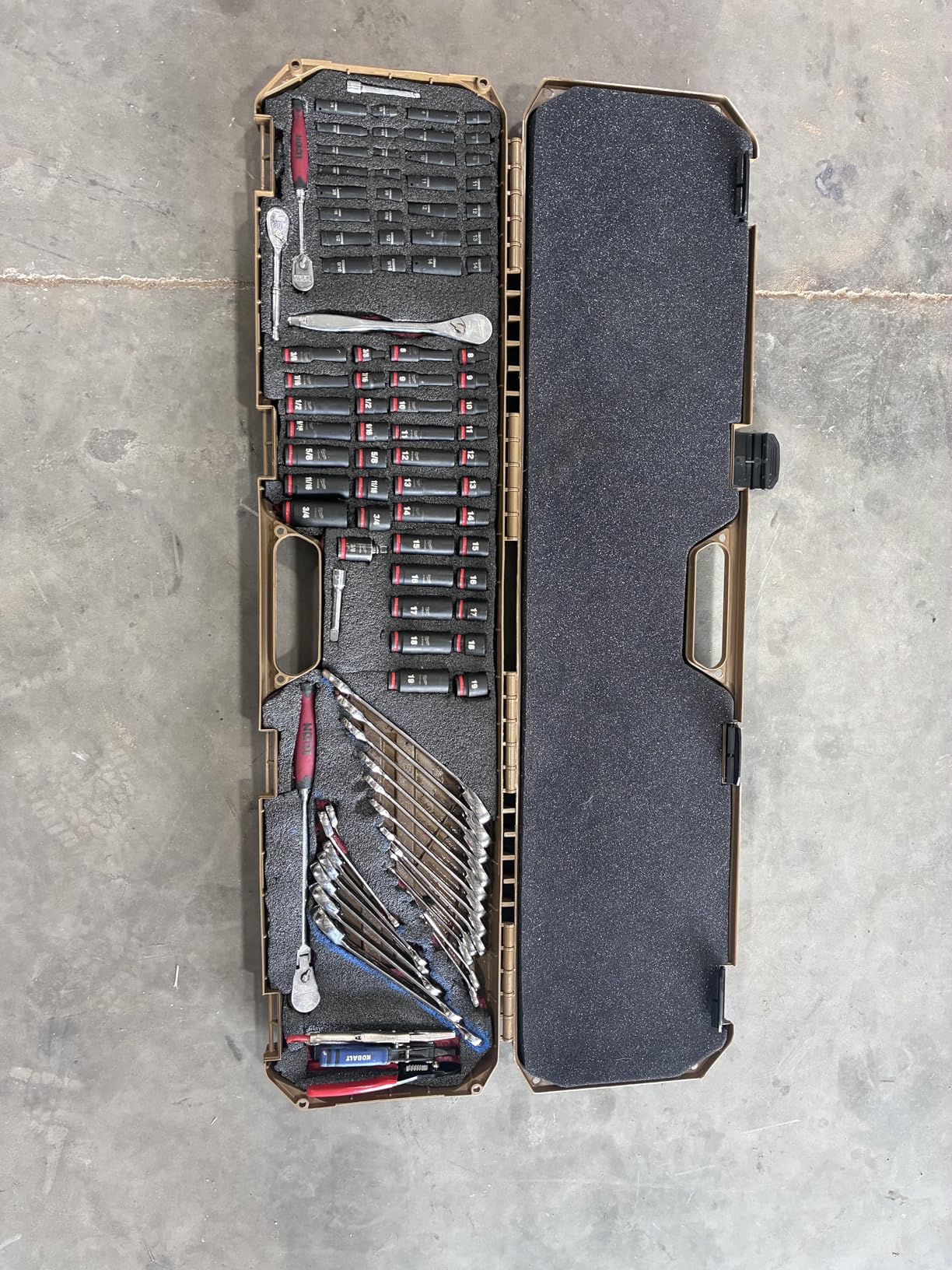 Condition 1 42” Economy Single Gun Carrying Case with Foam, Model 210 customer photo 2