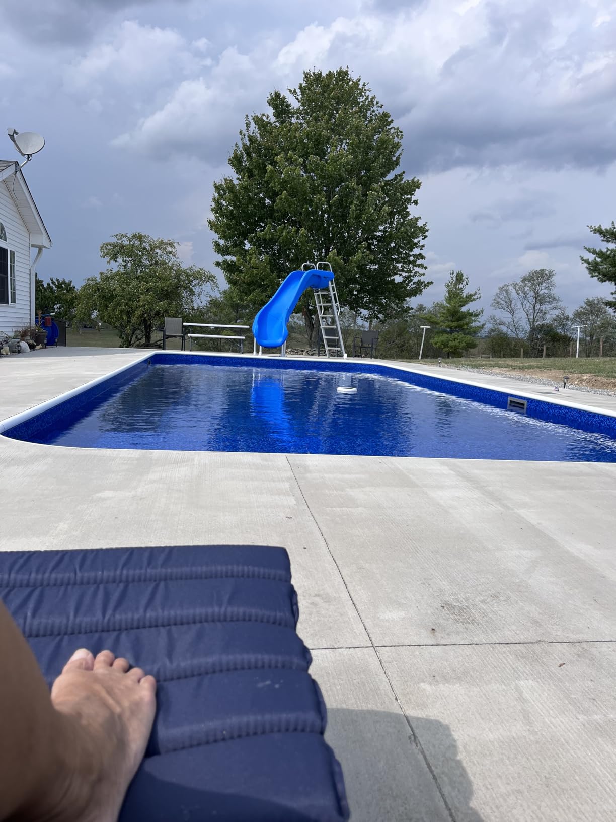 S.R. Smith 610-209-5823 Rogue2 Pool Slide, Blue | Left-Curve Water Slide for Inground Pools, Deck-Mounted with an Easy-Grip Handrail for Safety customer photo 1