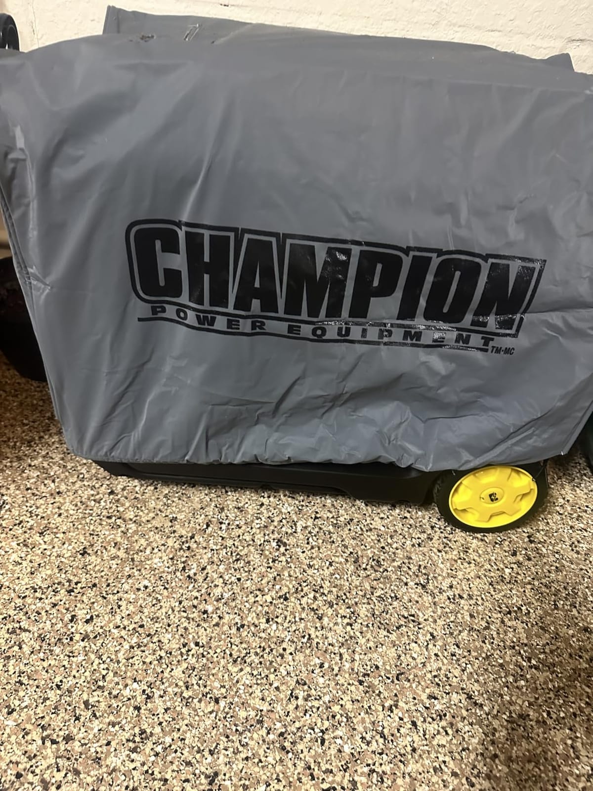 Champion Power Equipment Weather-Resistant Storage Cover for 3000 to 5500-Watt or Higher Inverter Generators customer photo 1