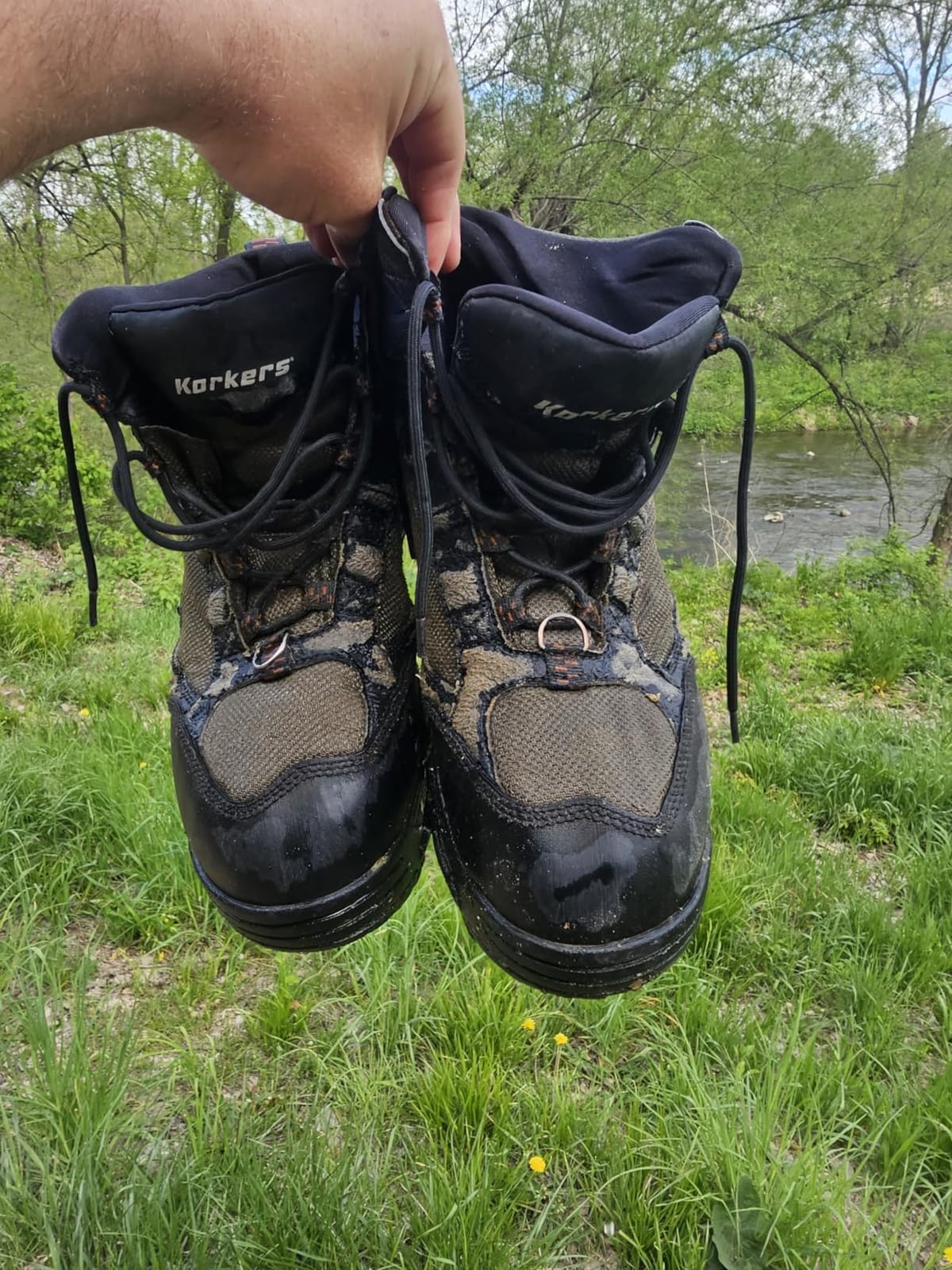 Korkers Greenback Wading Boots - Packed with the Essentials - Includes Interchangeable Felt and Kling-On Soles customer photo 1
