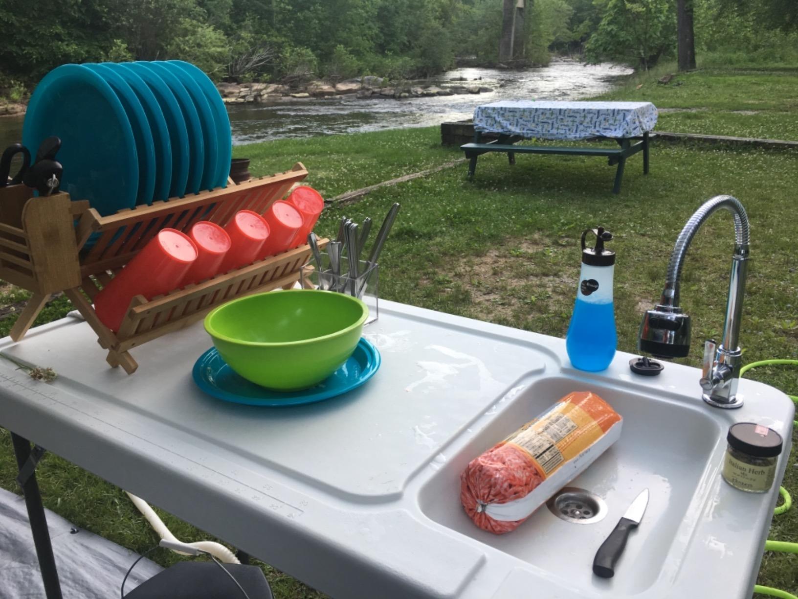 PACEROCKER Outdoor Fish & Game Cleaning Portable Folding Camp Table & Washing Station with Flexible Faucet customer photo 1