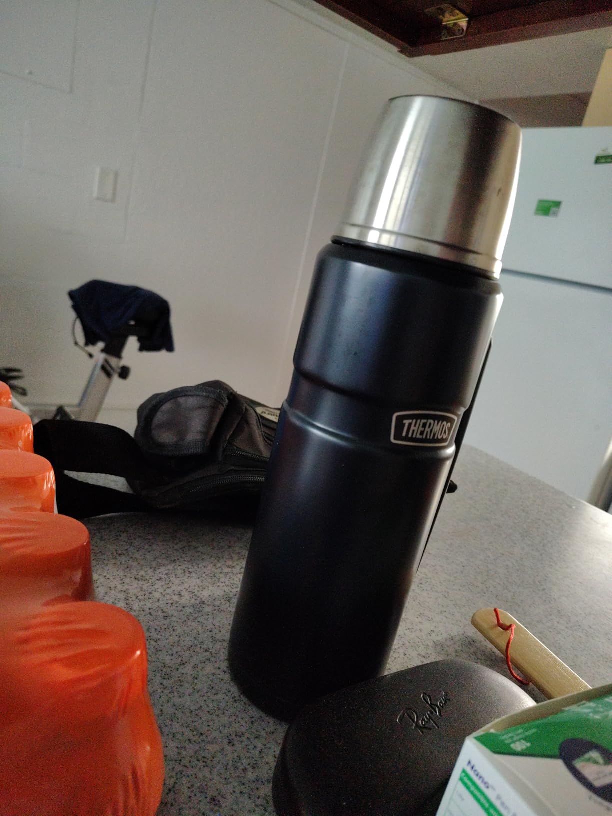 THERMOS Stainless King Vacuum-Insulated Beverage Bottle, 40 Ounce, Matte Stainless Steel customer photo 1