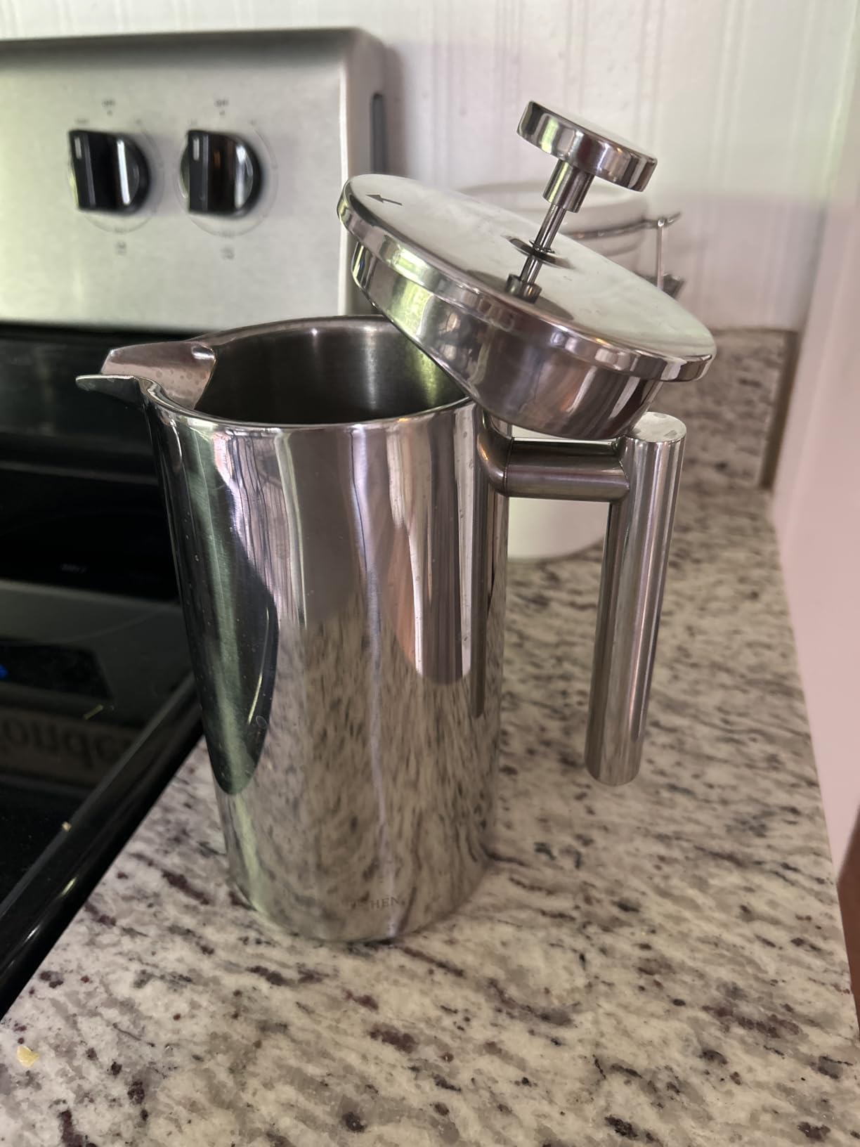 Utopia Kitchen 304 Grade Stainless Steel French Press Coffee Maker 34 Oz, Double Wall Insulated Coffee Press with 4-Level Filtration System, Include 2 Extra Filters, Rust-Free, Dishwasher Safe, Silver customer photo 1