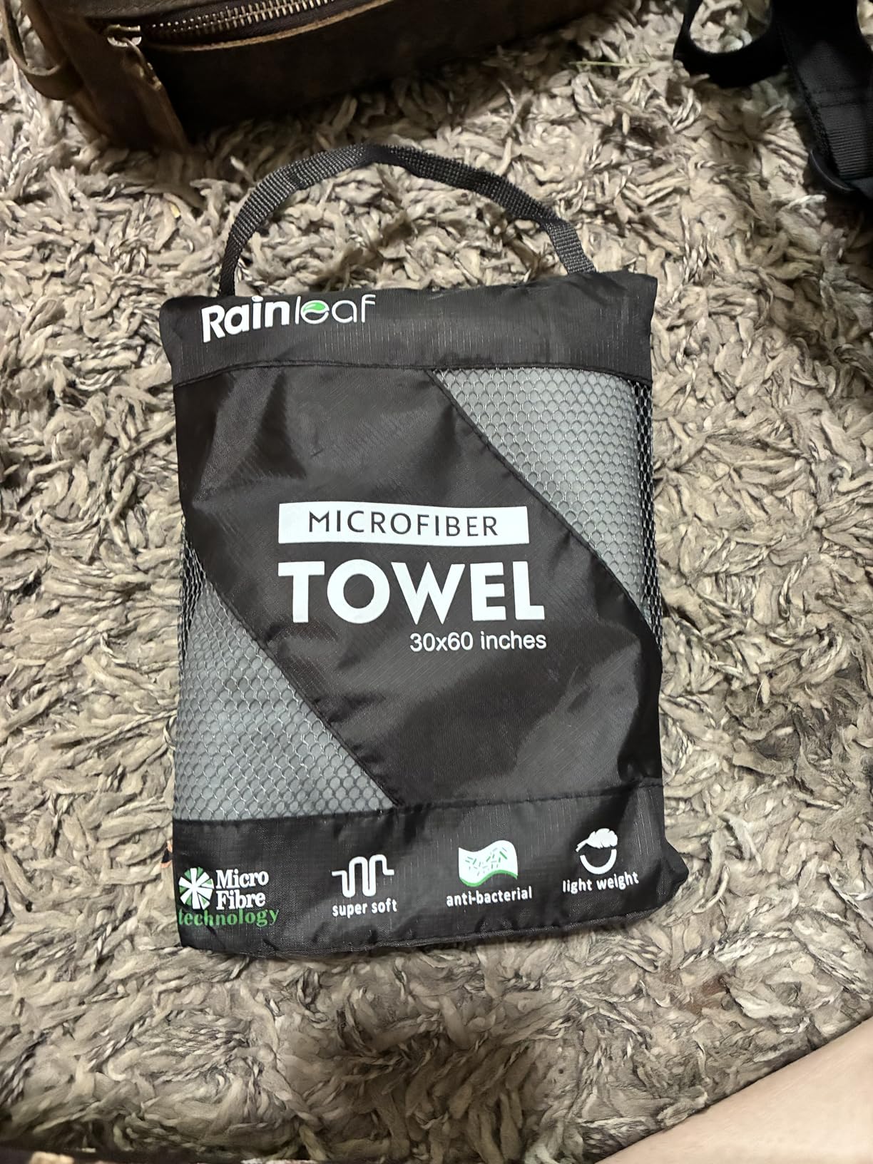 Rainleaf Microfiber Towel Quick Dry Camping & Travel & Gym Towel - Compact, Super Absorbent, Lightweight, Fast Drying customer photo 2