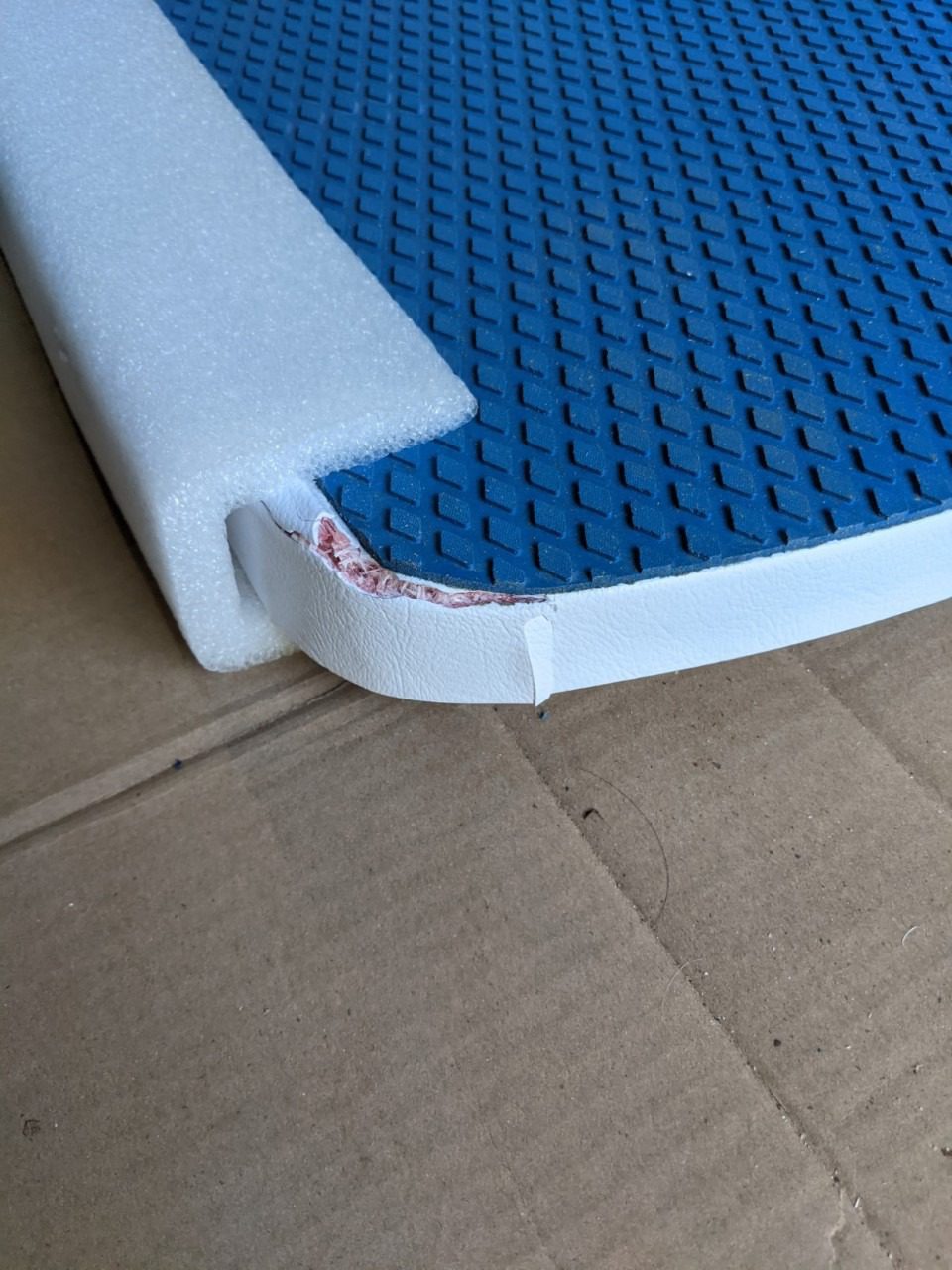 S.R. Smith 66-209-578S2B Diving Board, 8-Foot, Radiant White with Blue TrueTread customer photo 2