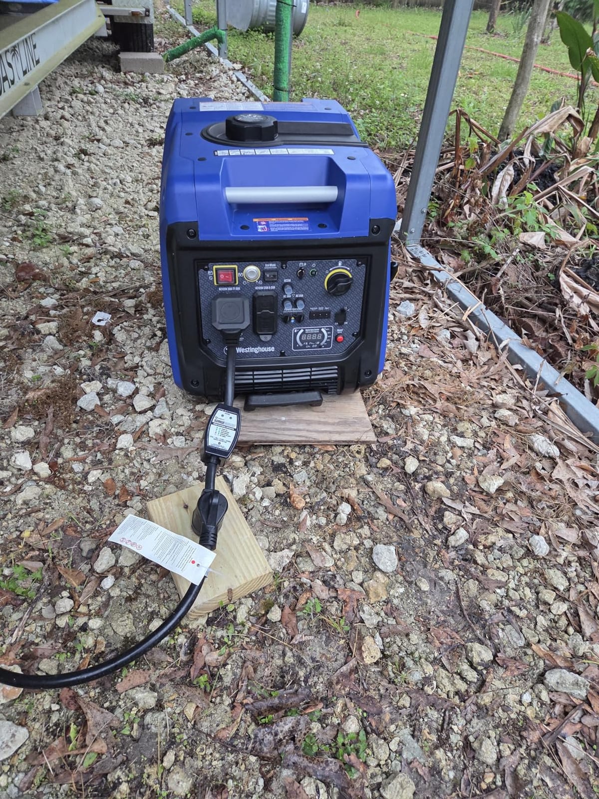 Westinghouse 5000 Peak Watt Super Quiet Portable Inverter Generator, Remote Electric Start with Auto Choke, Wheel & Handle Kit, RV Ready, Gas Powered, Parallel Capable customer photo 2