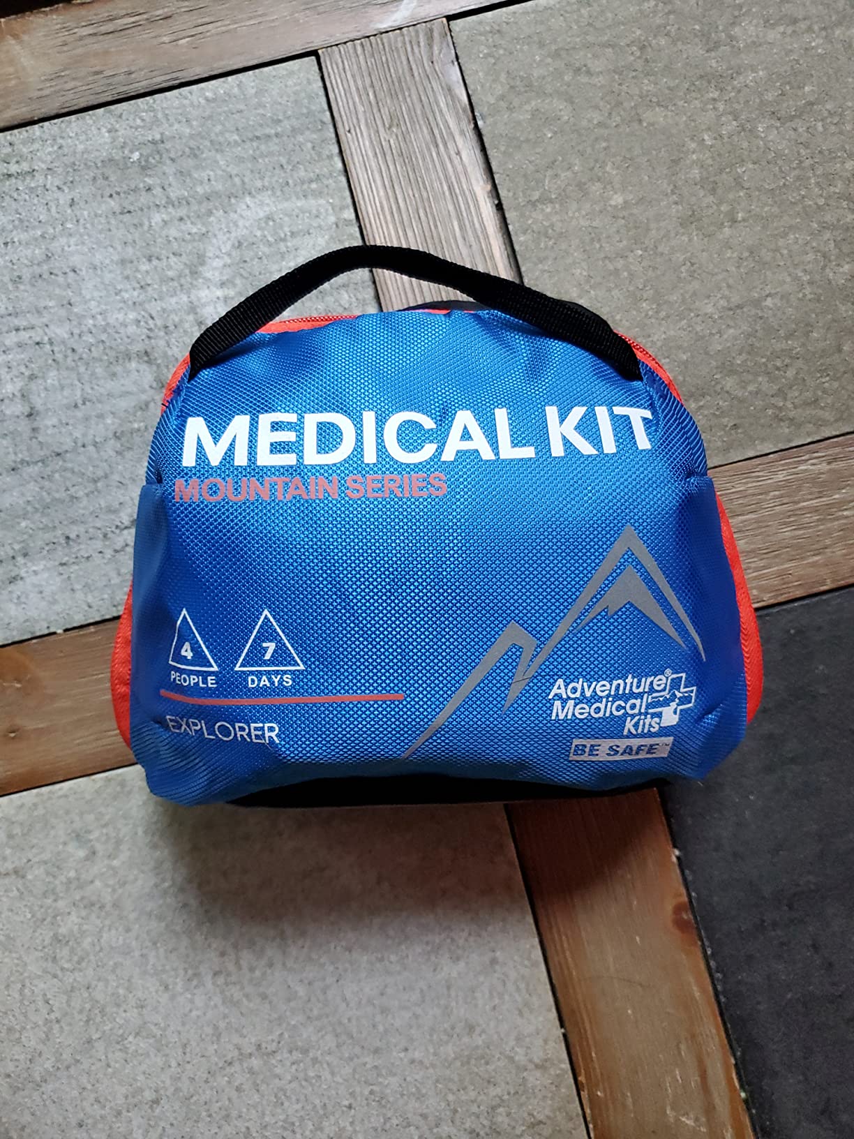 Adventure Medical Kits Mountain Series Medical Kit - Explorer - Emergency Medical First Aid Kit - For 4 People for 7 Days | Includes Trauma Pad & Elastic Bandage for Severe Bleeding, Plus Wilderness First Aid Guide customer photo 2