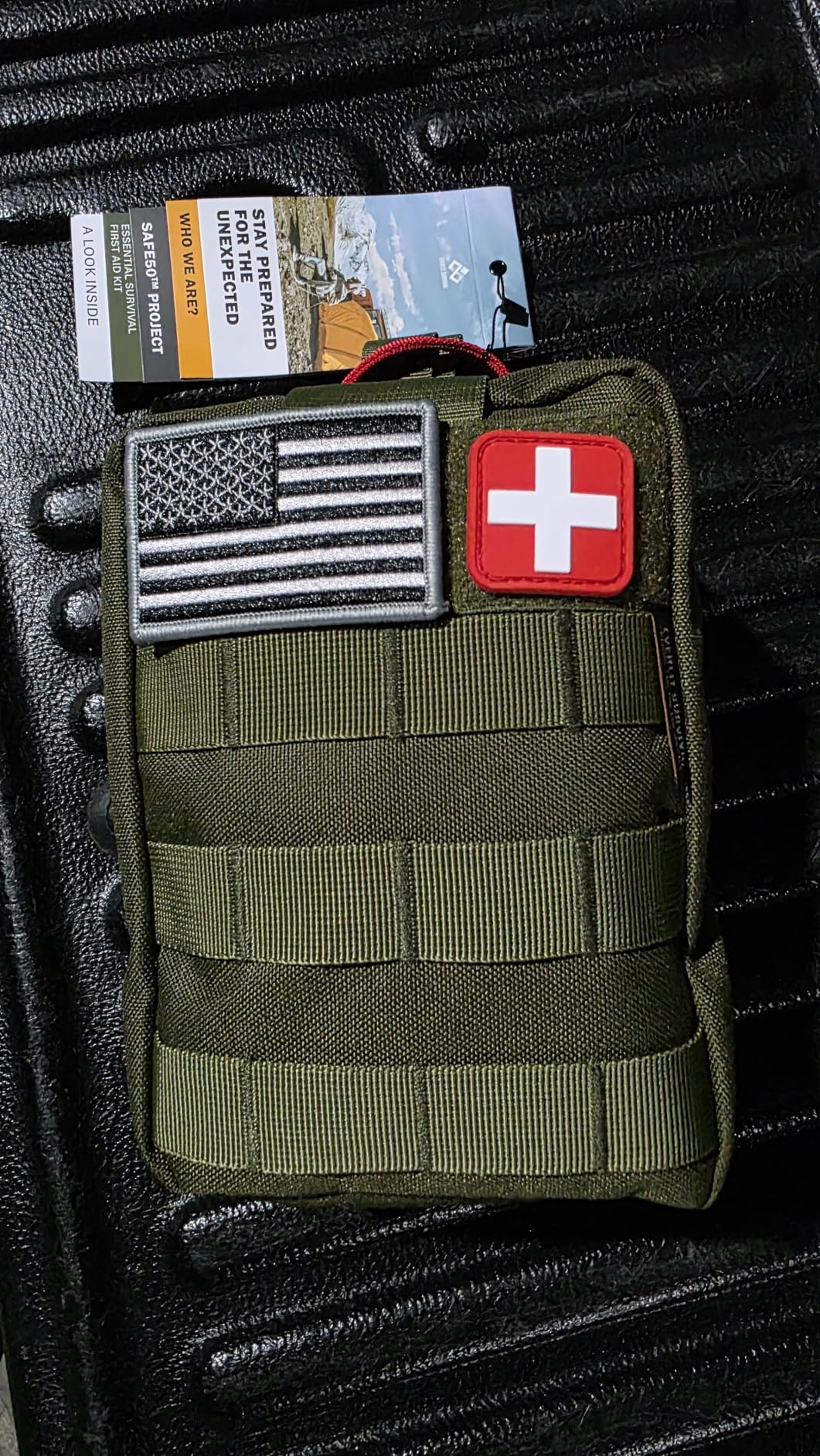 EVERLIT 250 Pieces Survival First Aid Kit IFAK EMT Molle Pouch Survival Kit Outdoor Gear Emergency Kits Trauma Bag for Camping Boat Hunting Hiking Home Car Earthquake and Adventures customer photo 2