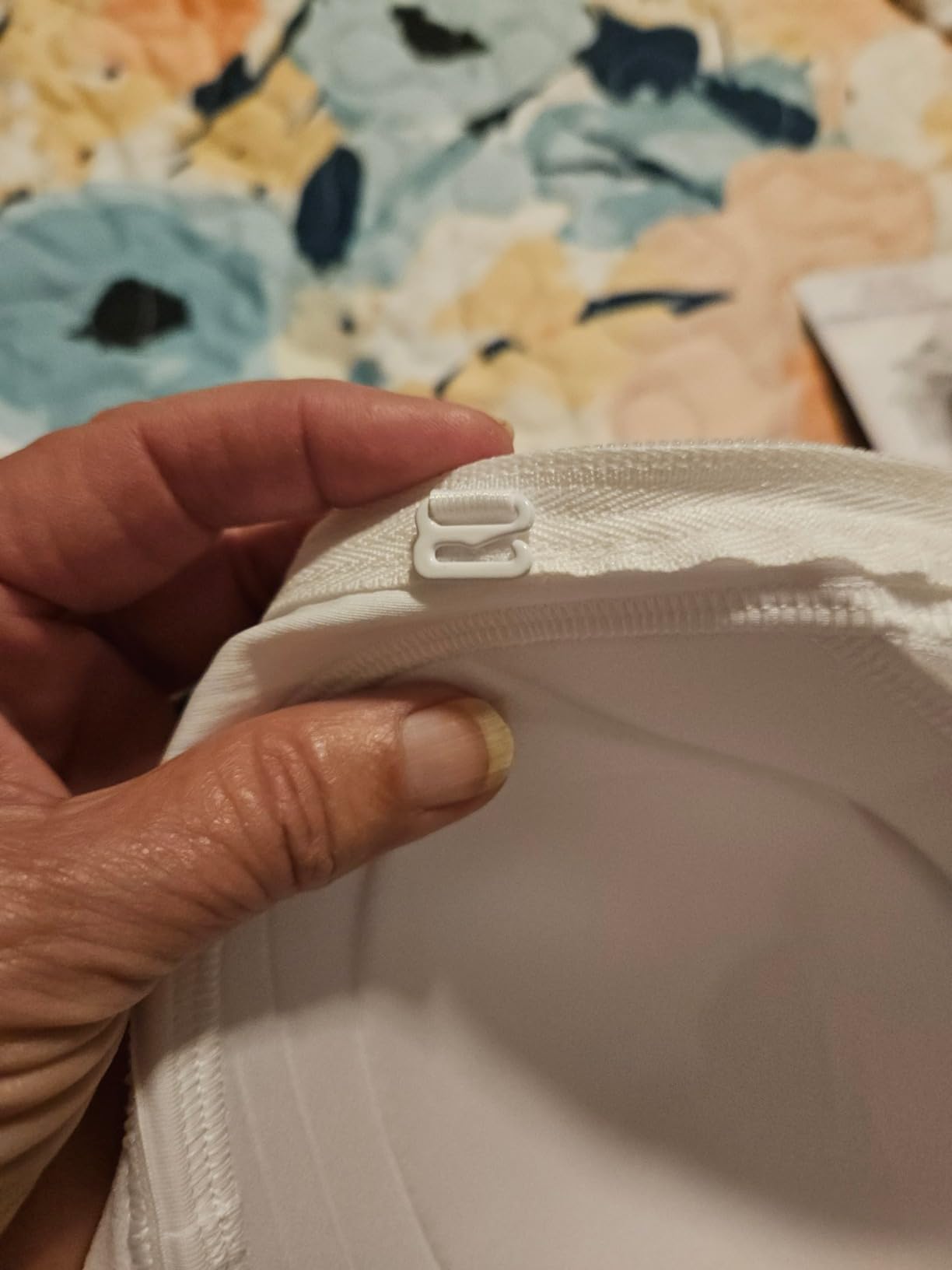 Women's Sports Bra, Motion Control Front-Zip, High-Impact Maximum Support, Breathable, Moisture-Wicking customer photo 2